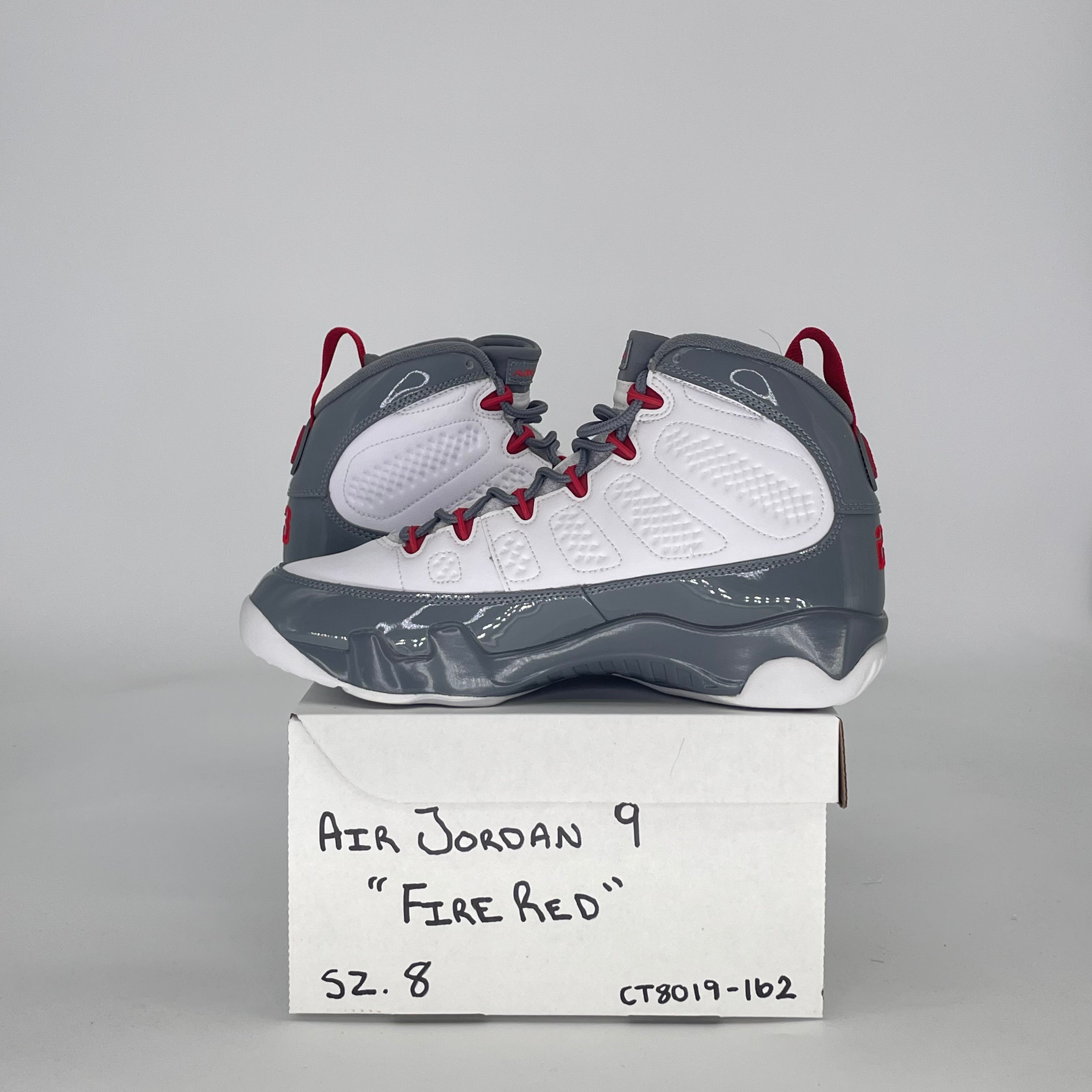 AIR JORDAN 9 FIRE RED CT8019-162 SIZE 8/9.5W
