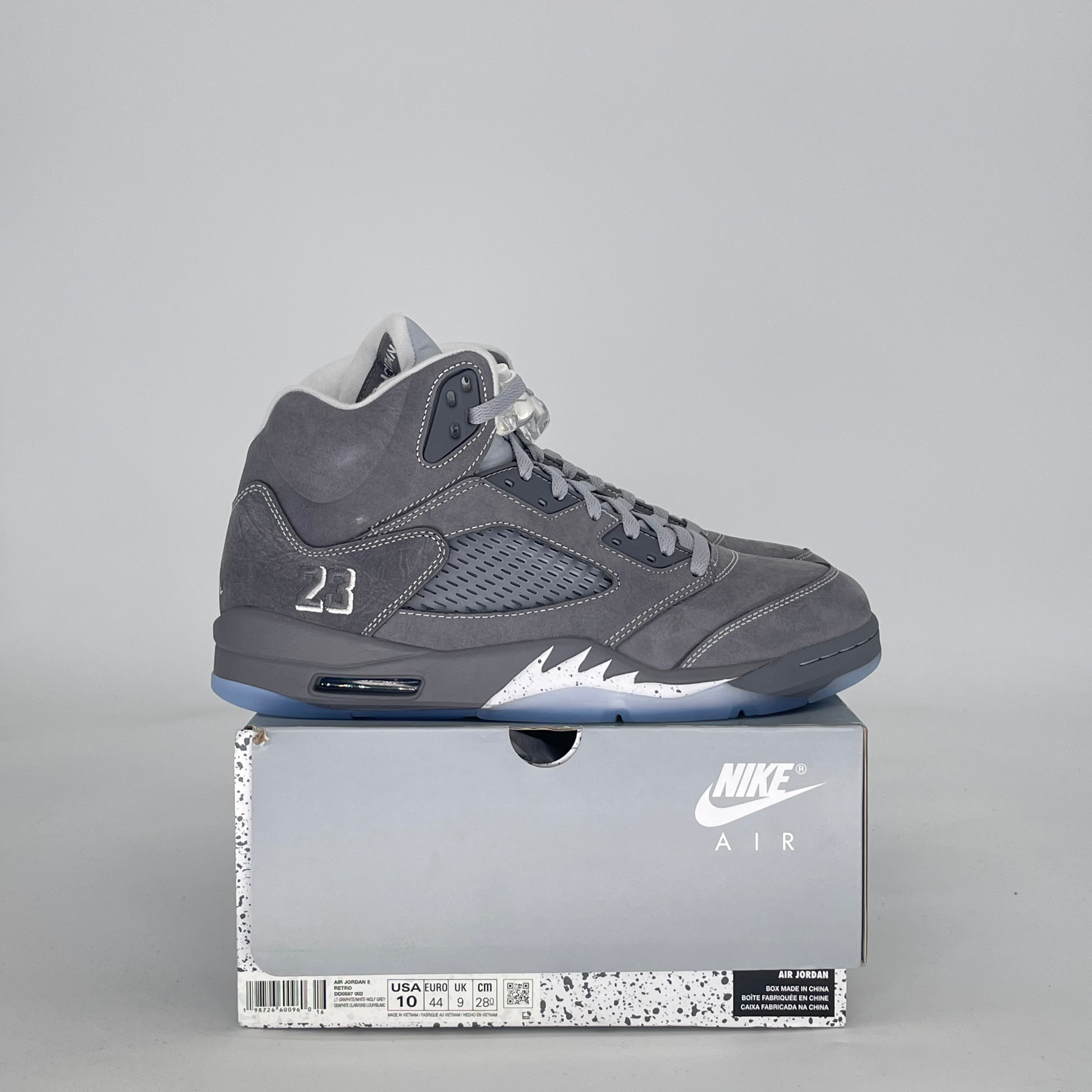 AIR JORDAN 5 WOLF GREY DD0587-002 SIZED 10/11.5W
