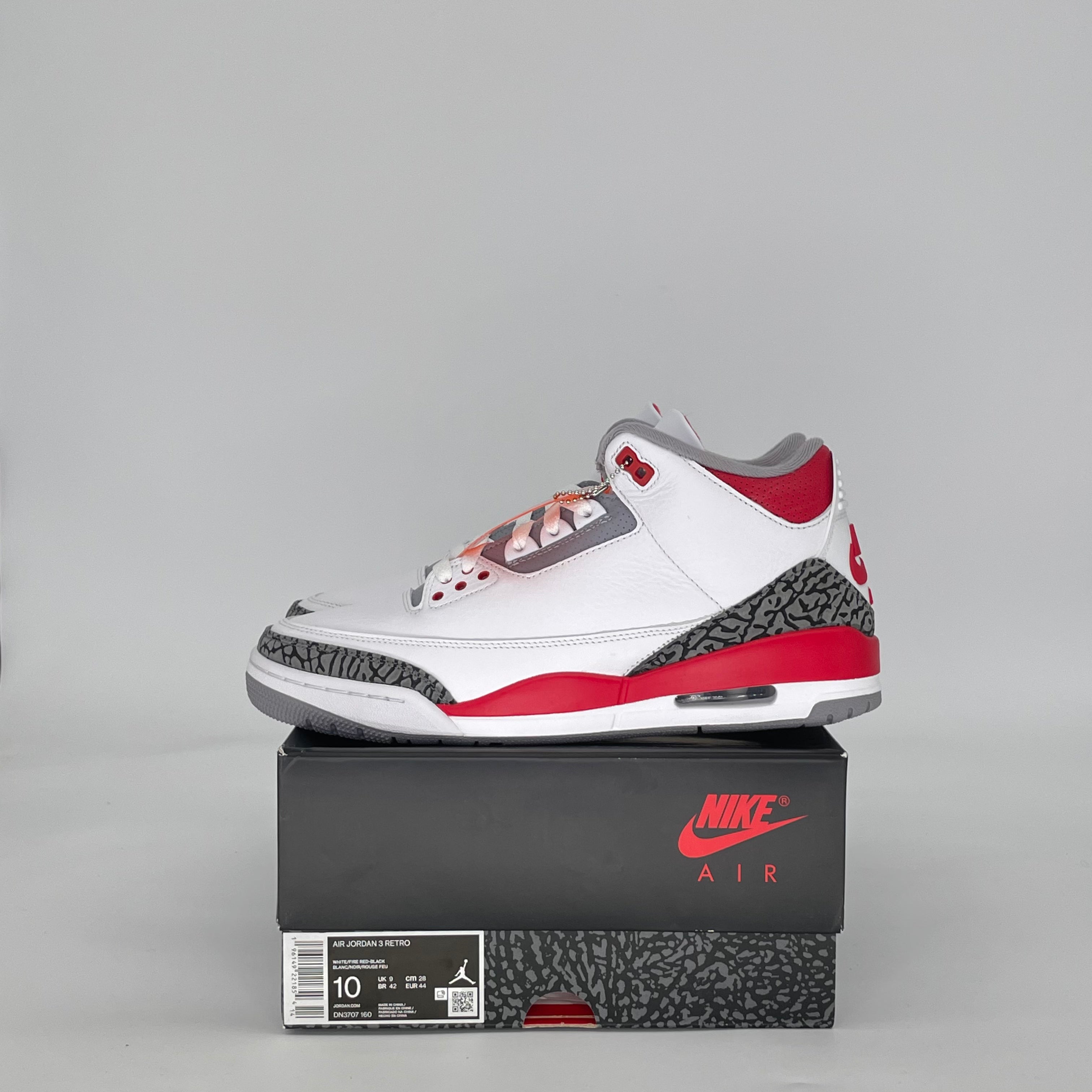 AIR JORDAN 3 FIRE RED (2022) DN3707-160 SIZE 10/11.5W