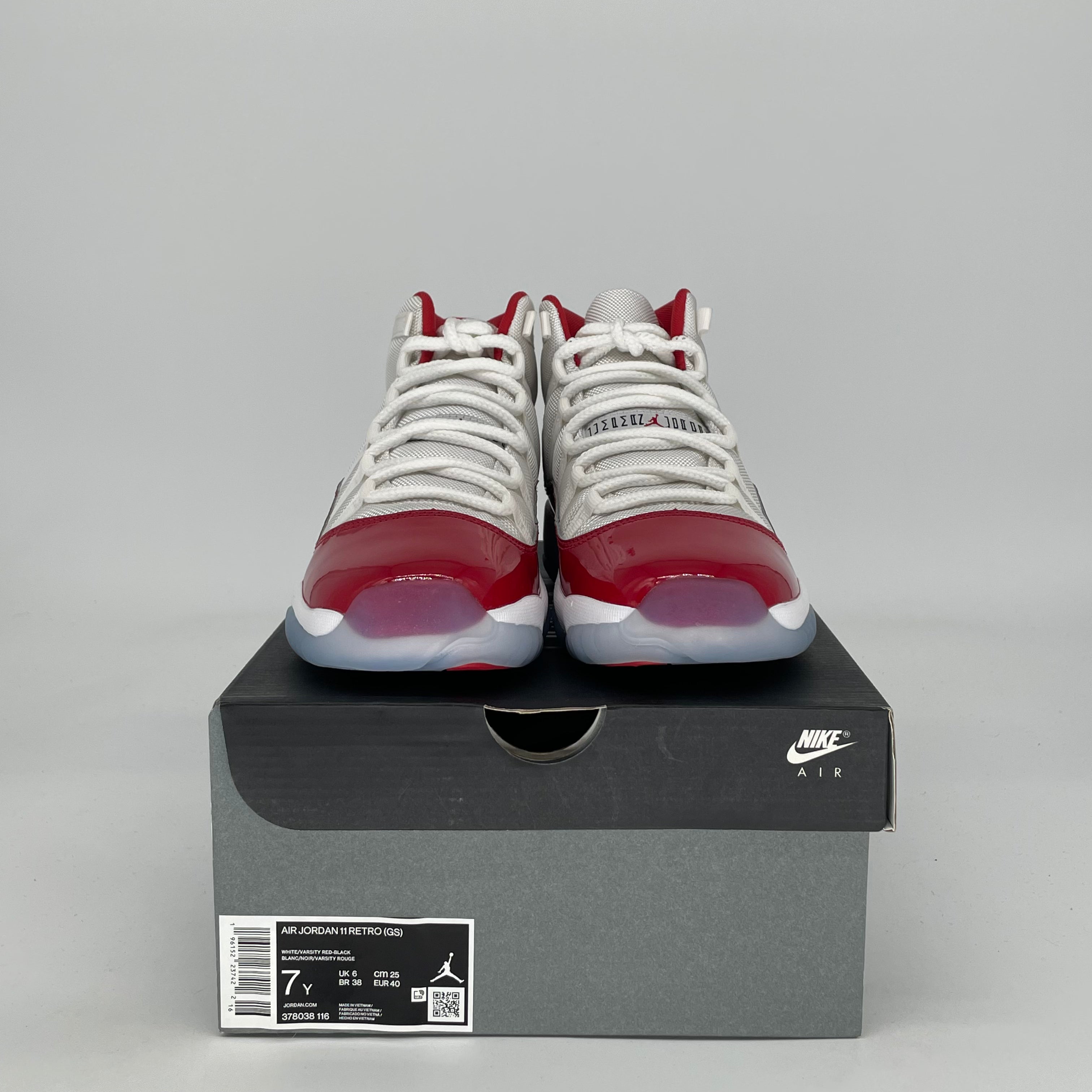 AIR JORDAN 11 CHERRY 378038-116 SIZE 7/8.5W