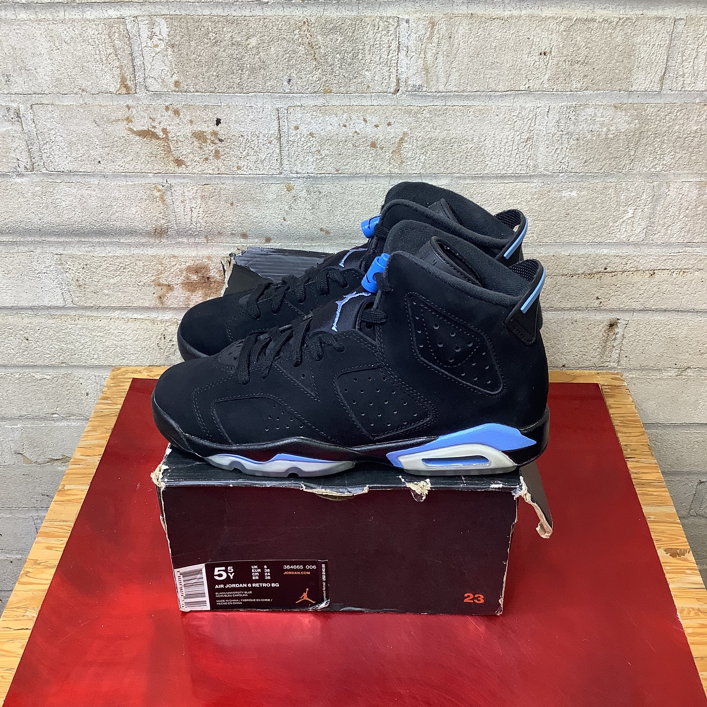 AIR JORDAN 6 UNC BLACK SIZE 5.5/7W 384665-006