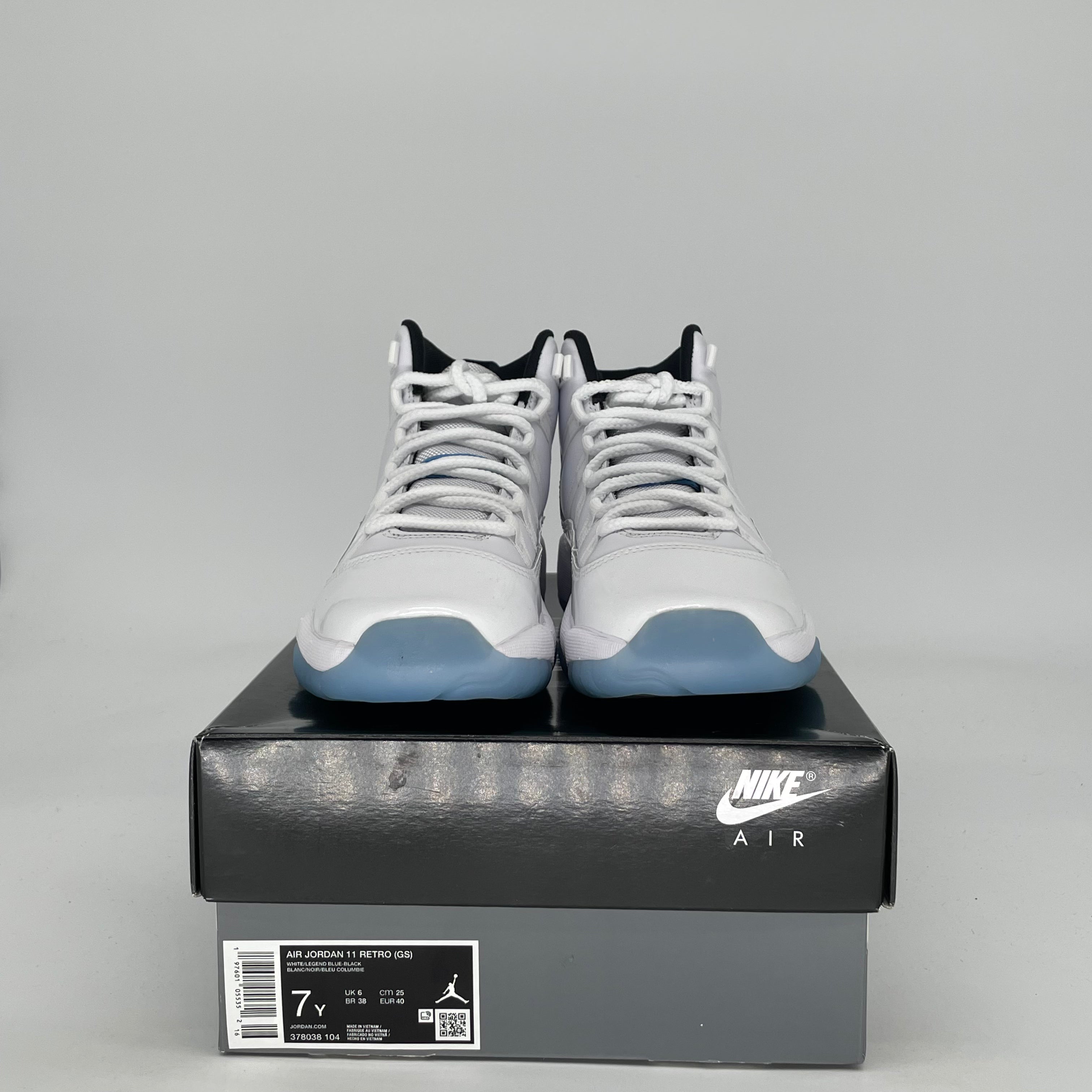 AIR JORDAN 11 LEGEND BLUE CT8012-104 SIZE 7/8.5W