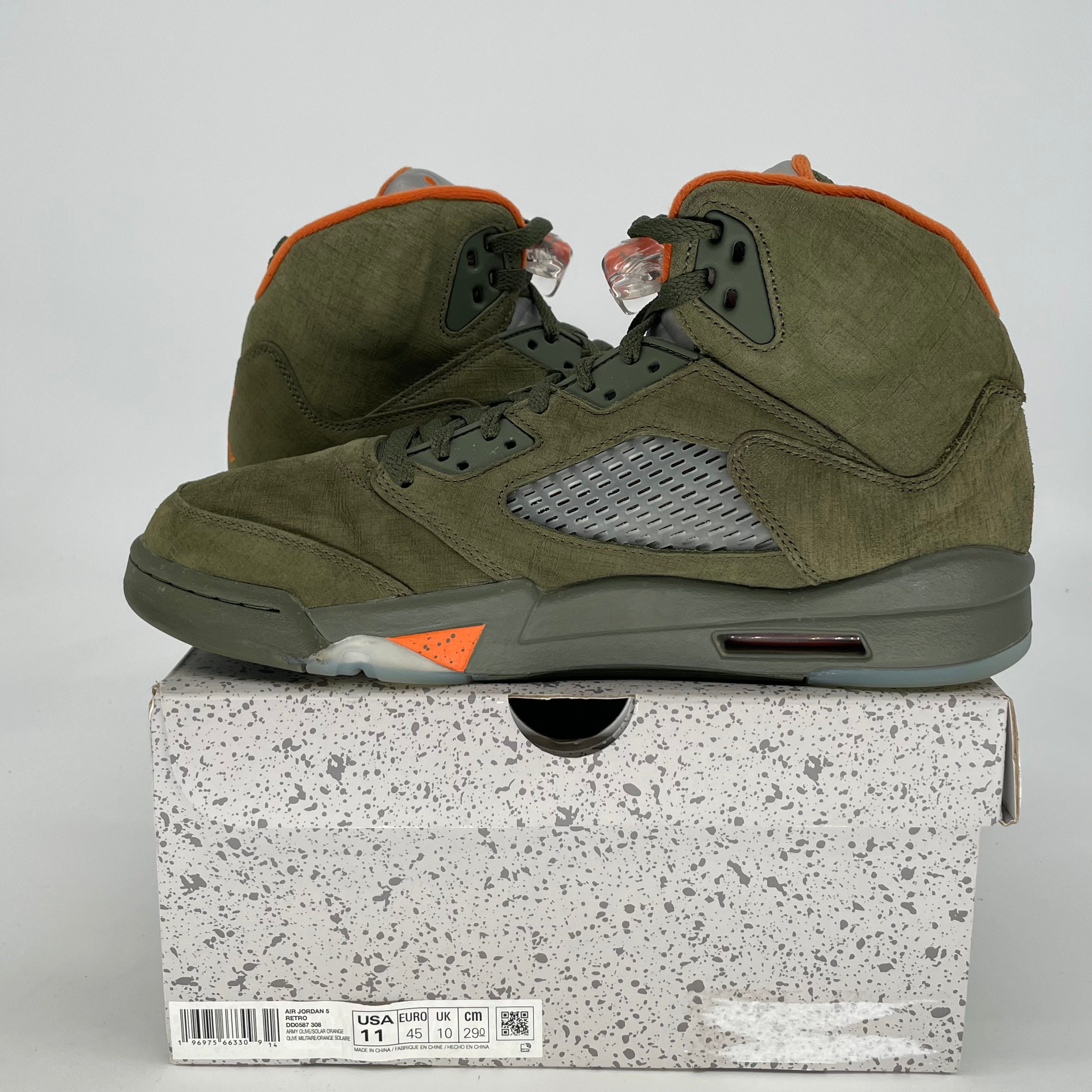 AIR JORDAN 5 OLIVE DD0587-308 SIZE 11/12.5W