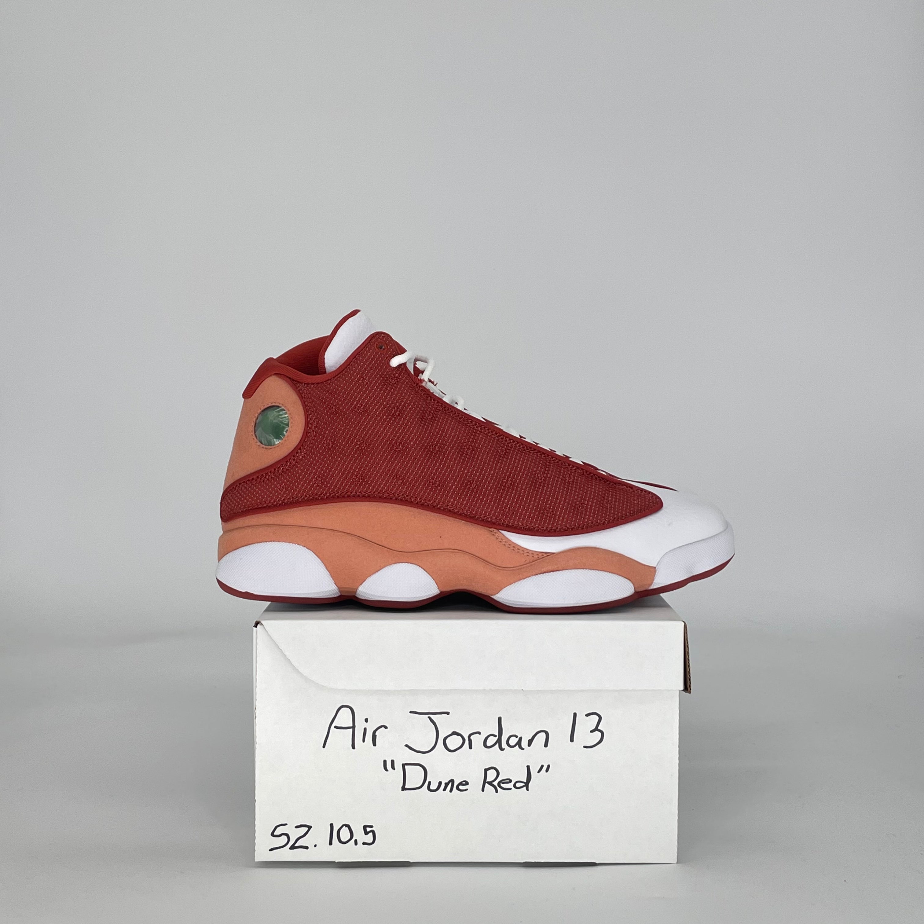 AIR JORDAN 13 DUNE RED DJ5982-601 SIZE 10.5/12W