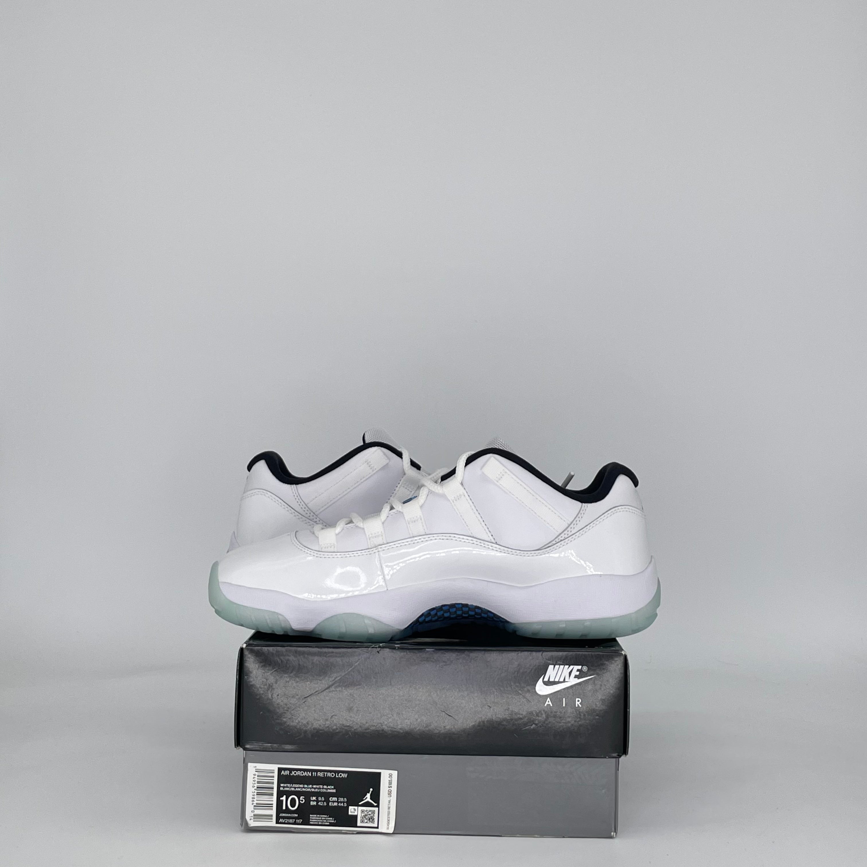 AIR JORDAN 11 LOW LEGEND BLUE AV2187-117 SIZE 10.5/12W