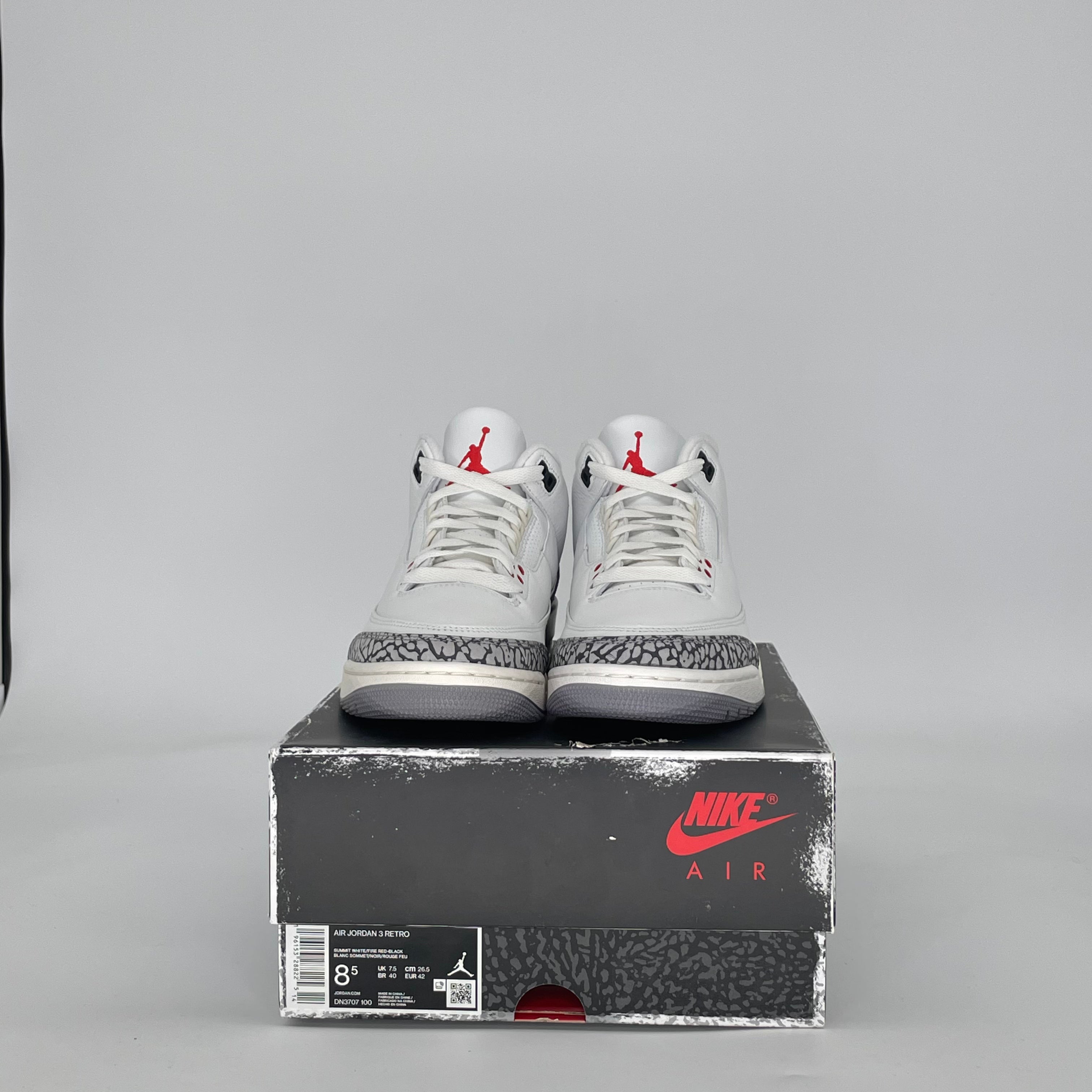 AIR JORDAN 3 WHITE CEMENT REIMAGINED DN3707-100 SIZE 8.5/10W