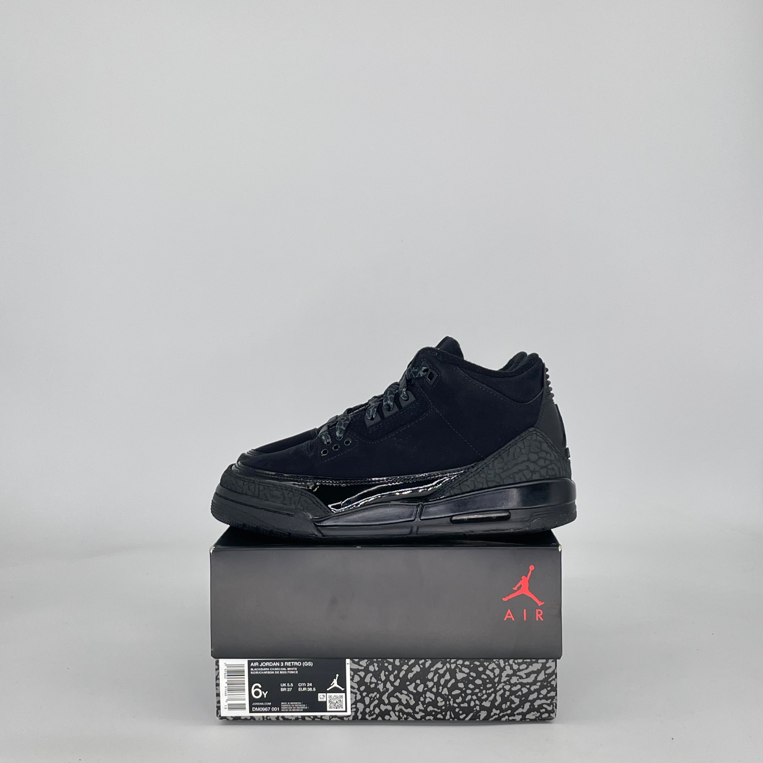 AIR JORDAN 3 BLACK CAT (2025) DM0967-001 SIZE 6/7.5W GS