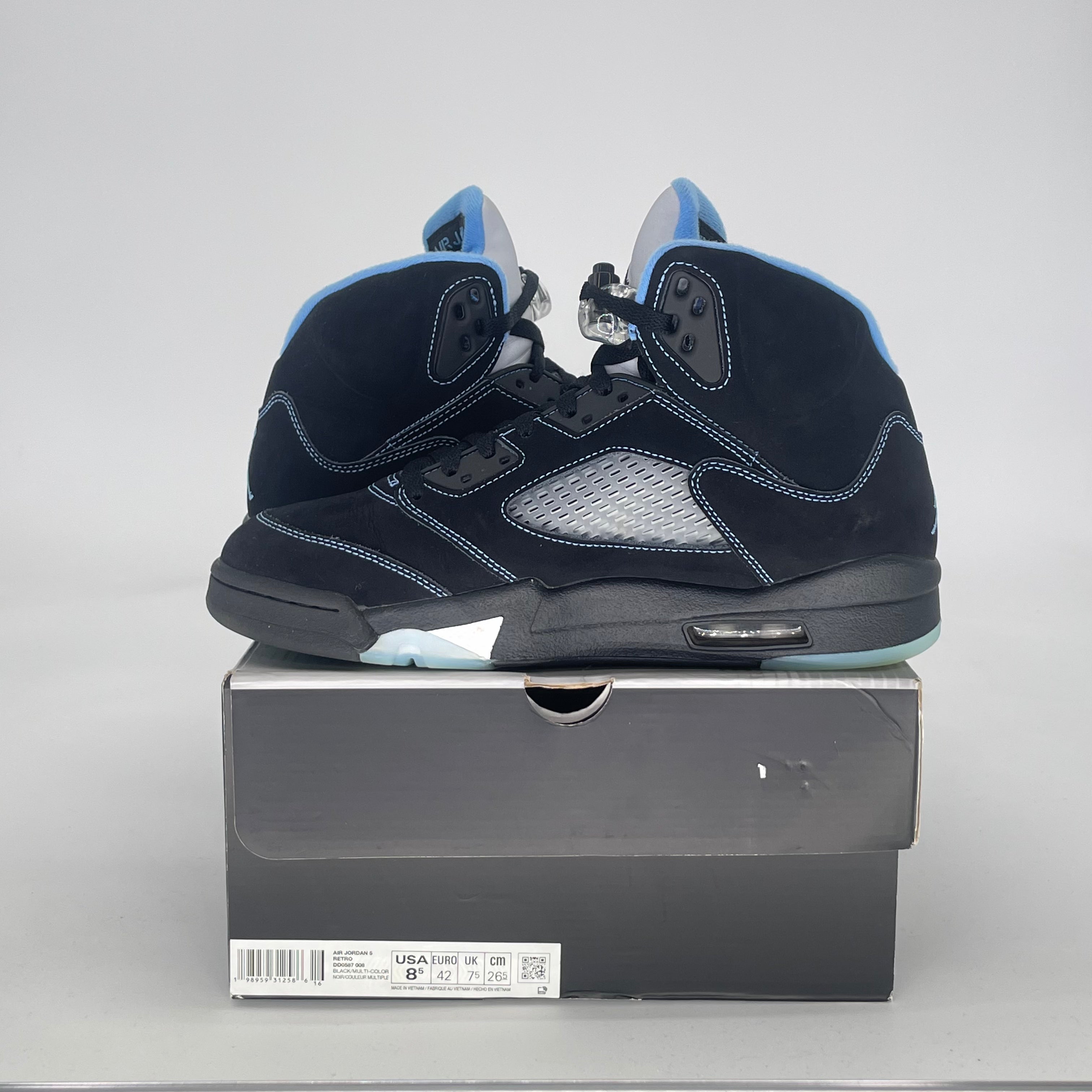 AIR JORDAN 5 BLACK UNIVERSITY BLUE DD0587-008 SIZE 8.5/10W