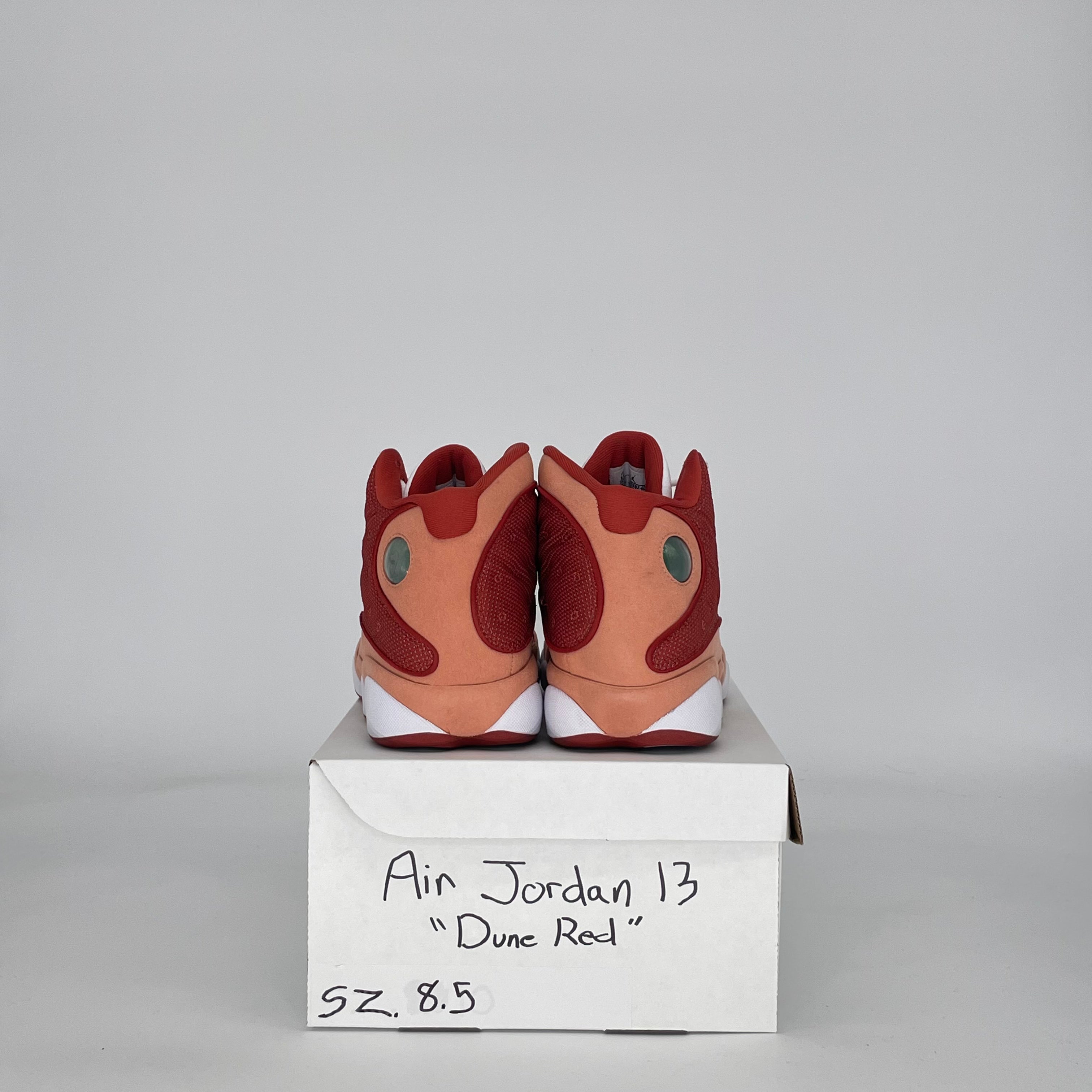 AIR JORDAN 13 DUNE RED DJ5982-601 SIZE 8.5/10W