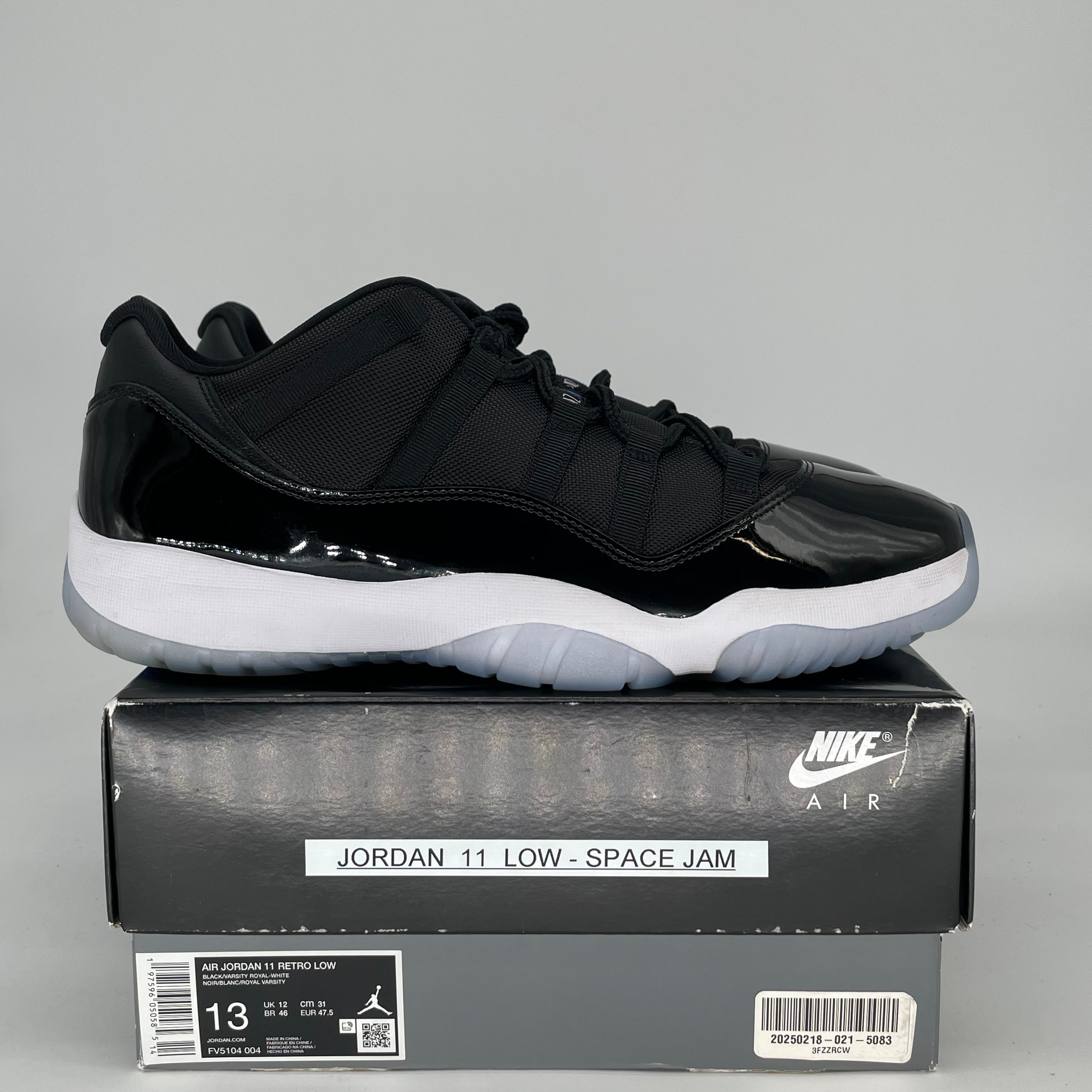 AIR JORDAN 11 LOW SPACE JAM FV5104-004 SIZE 13/14.5W