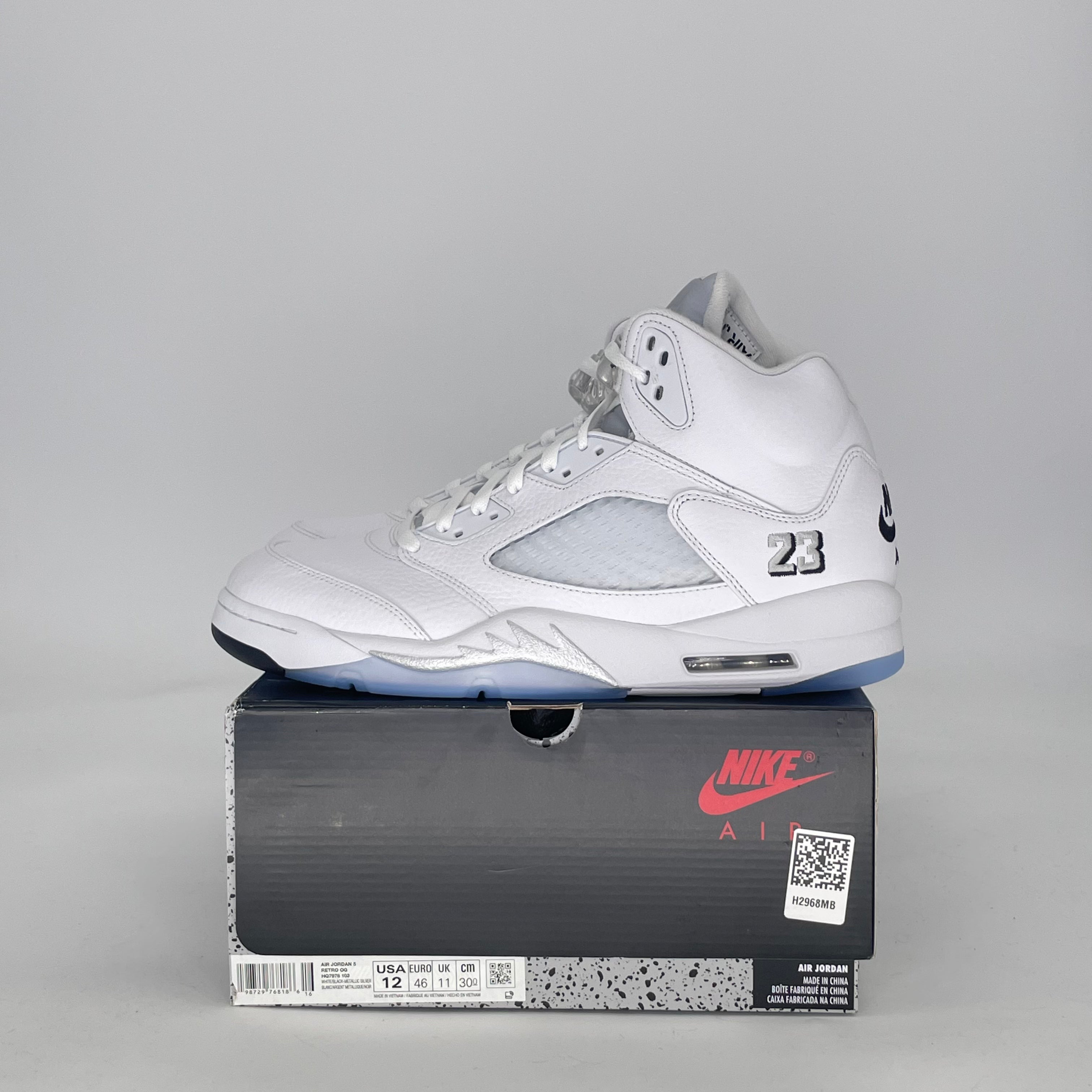 AIR JORDAN 5 WHITE METALLIC HQ7978-103 SIZE 12/13.5W