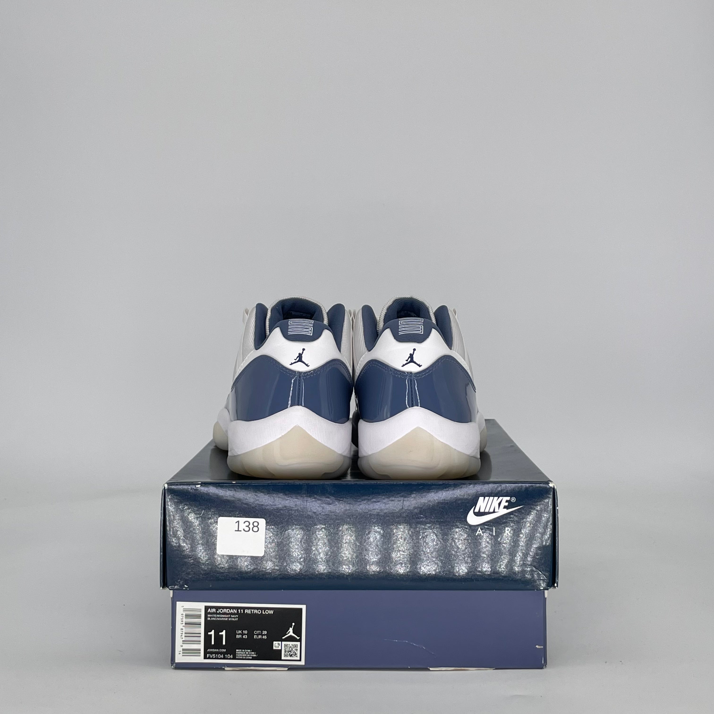 AIR JORDAN 11 LOW DIFFUSED BLUE FV5104-104 SIZE 11/12.5W
