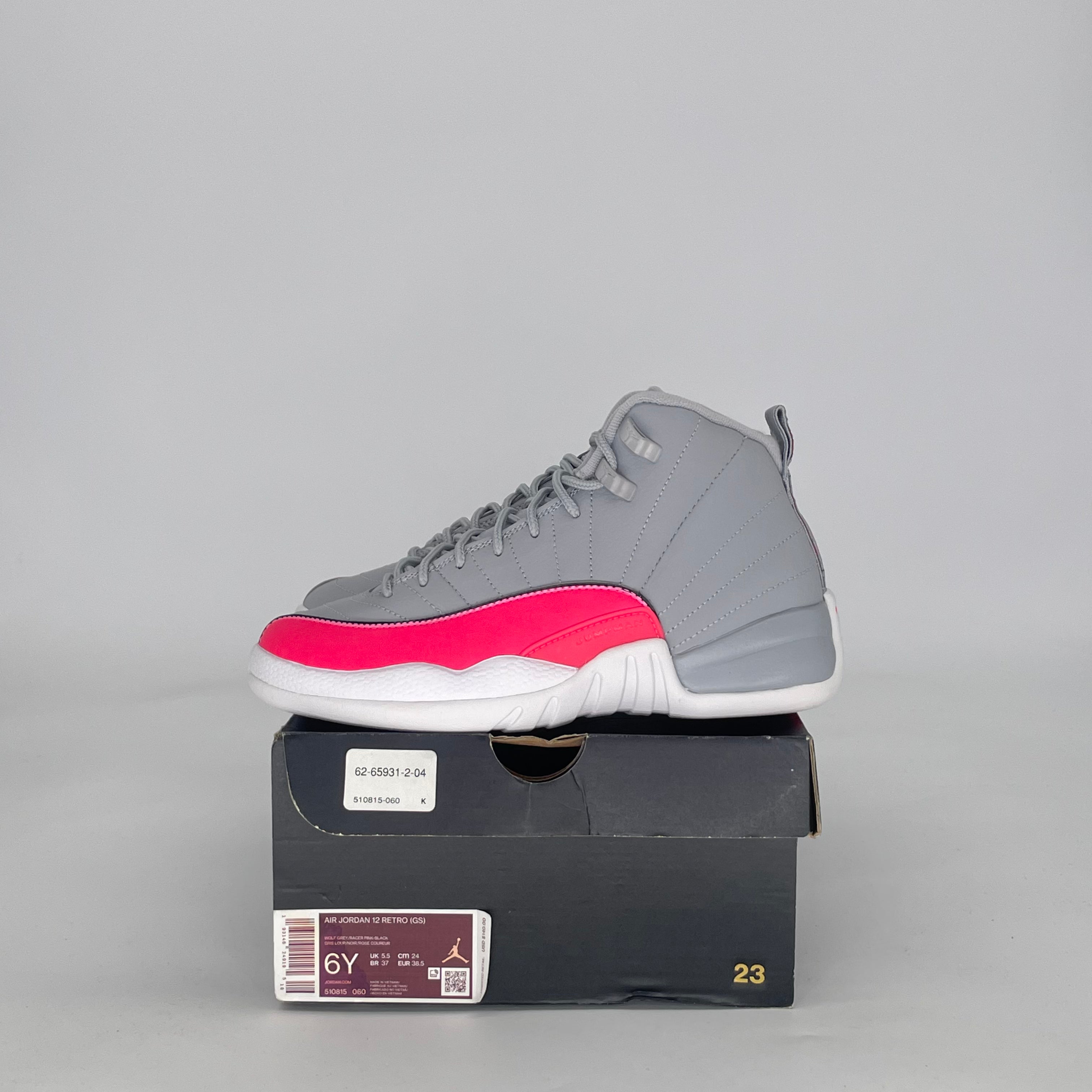 AIR JORDAN 12 WOLF GREY RACER PINK 510815-060 SIZE 6/7.5W GS