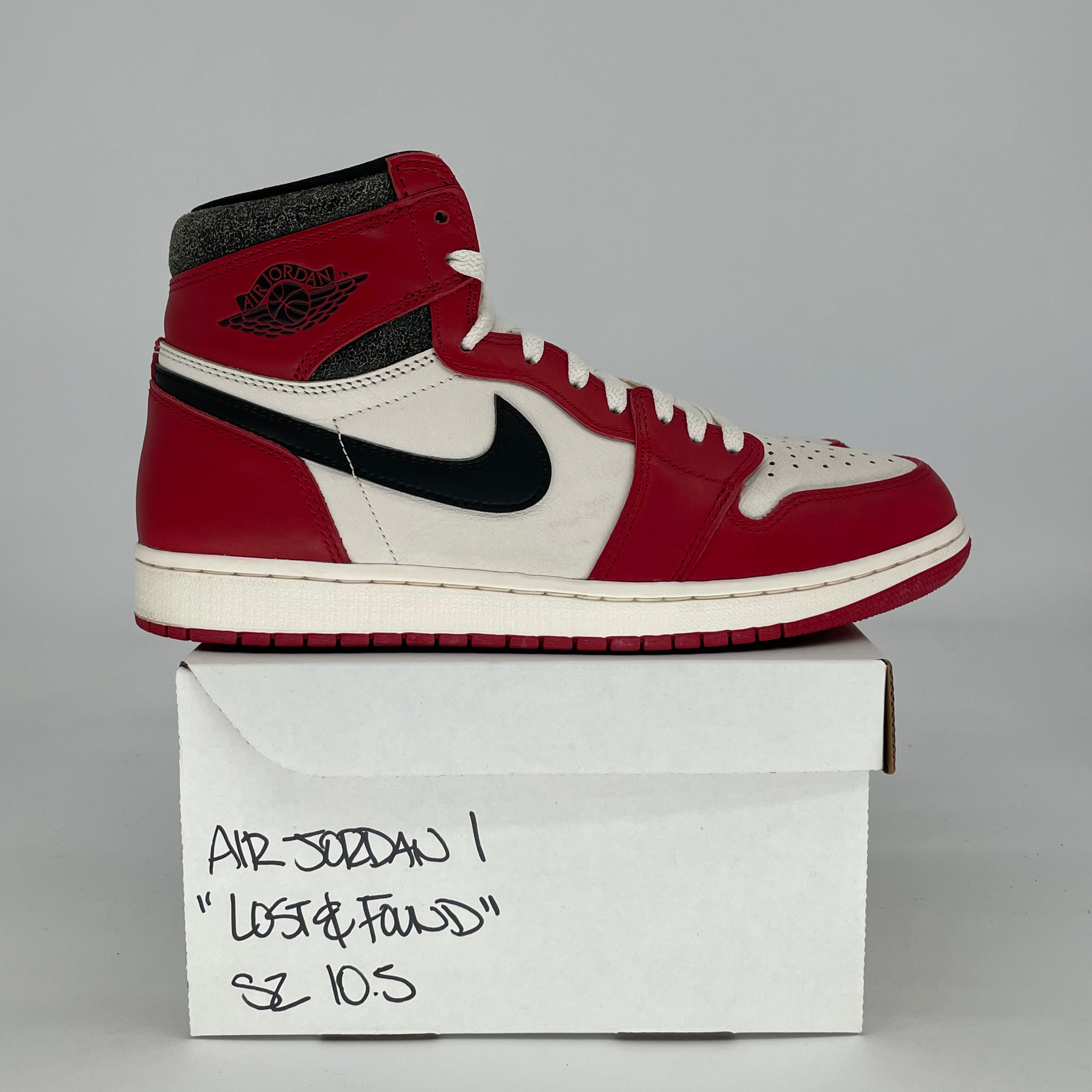 AIR JORDAN 1 CHICAGO LOST AND FOUND DZ5485-612 SIZE 10.5/12W