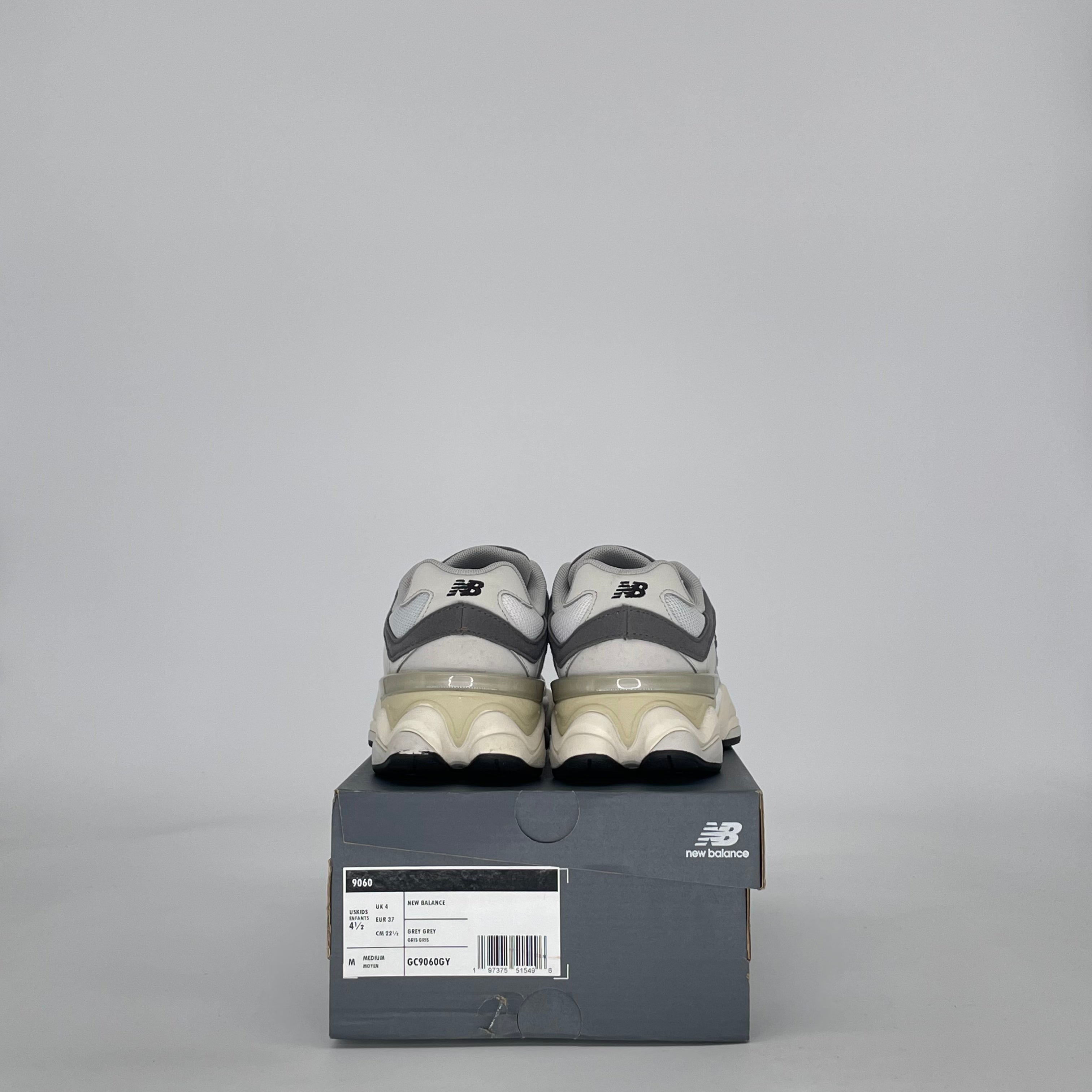 NEW BALANCE 9060 RAIN CLOUD GC9060GY SIZE 4.5/6W GS
