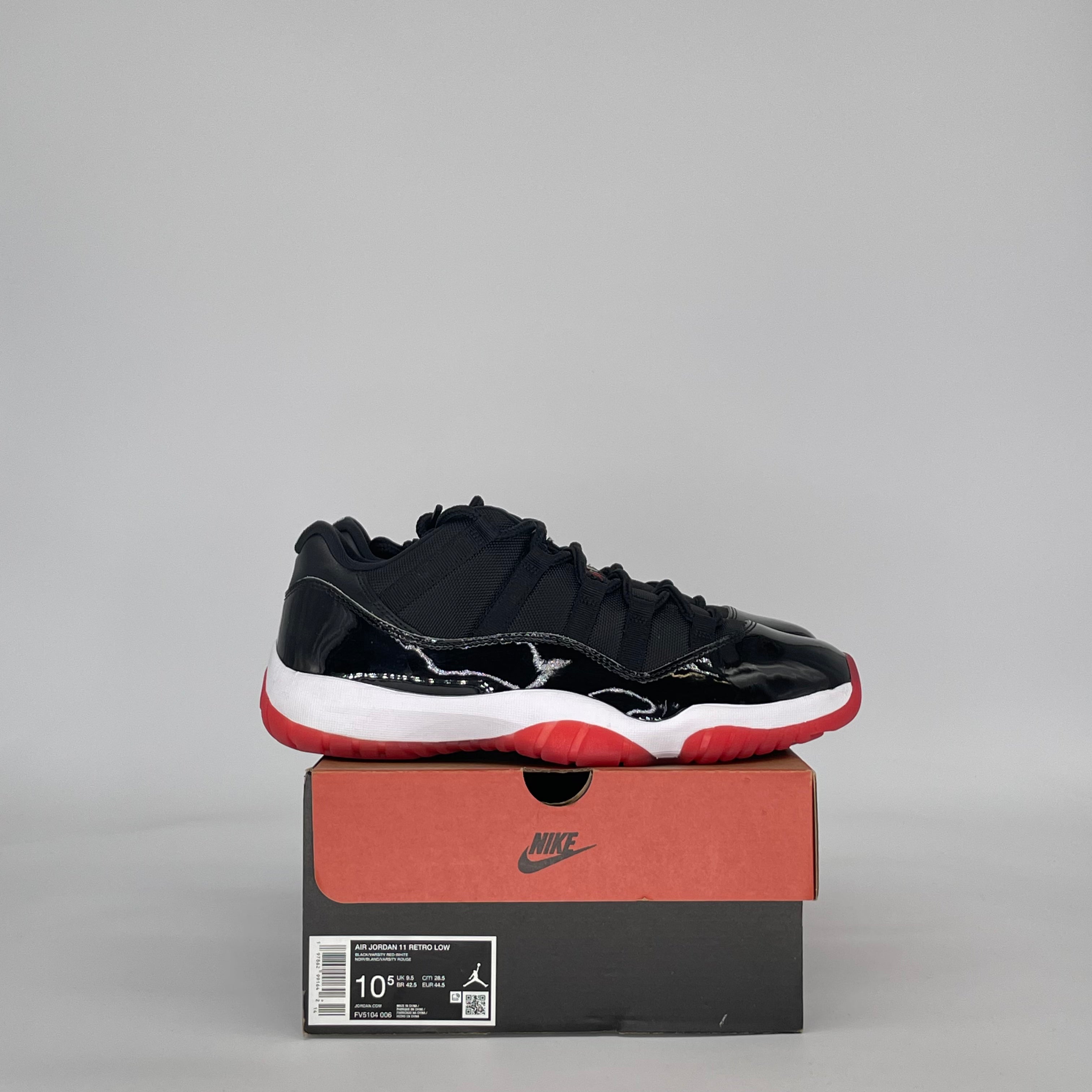 AIR JORDAN 11 LOW BRED FV5104-006 SIZE 10.5/12W