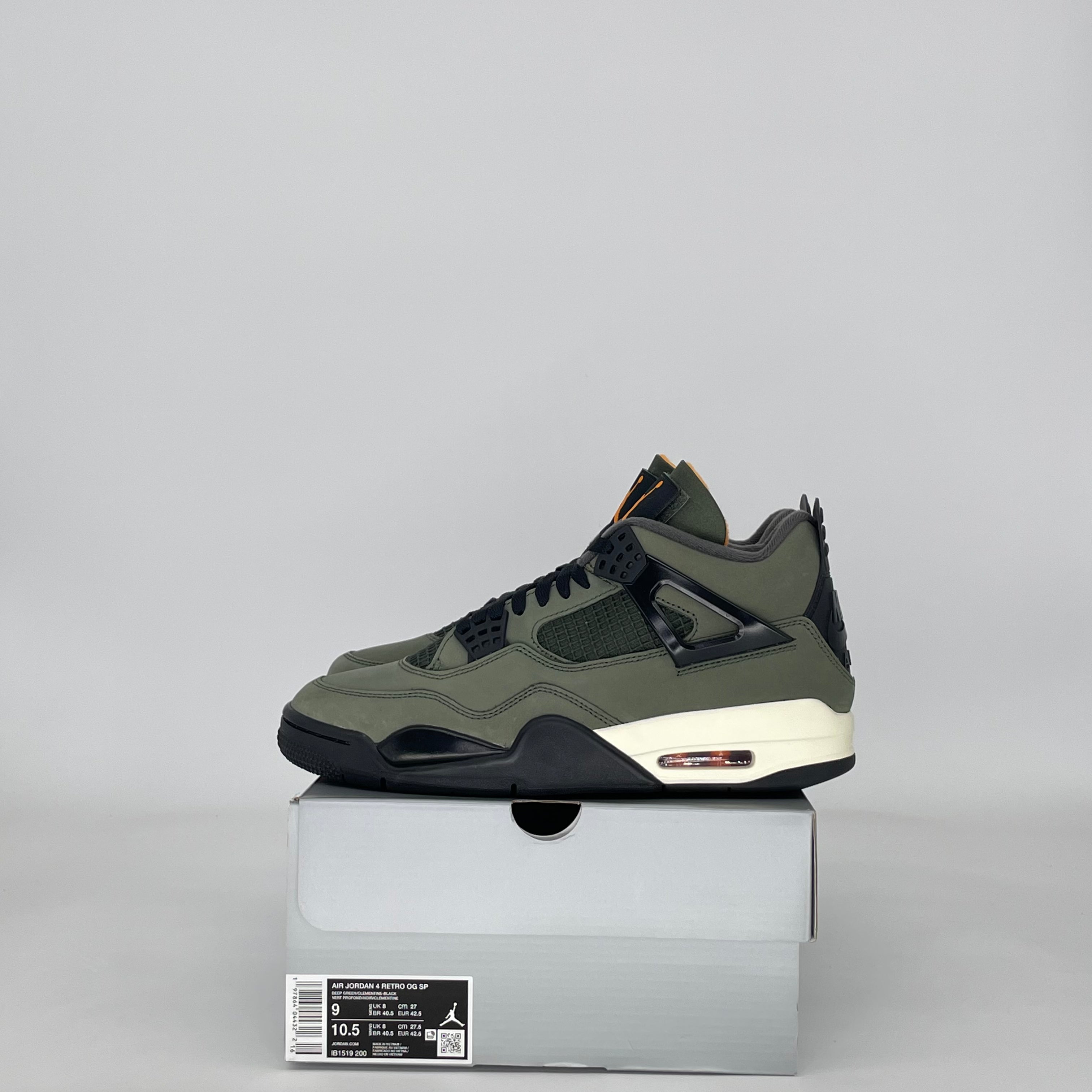 AIR JORDAN 4 UNDEFEATED (2025) IB1519-200 SIZE 9/10.5W
