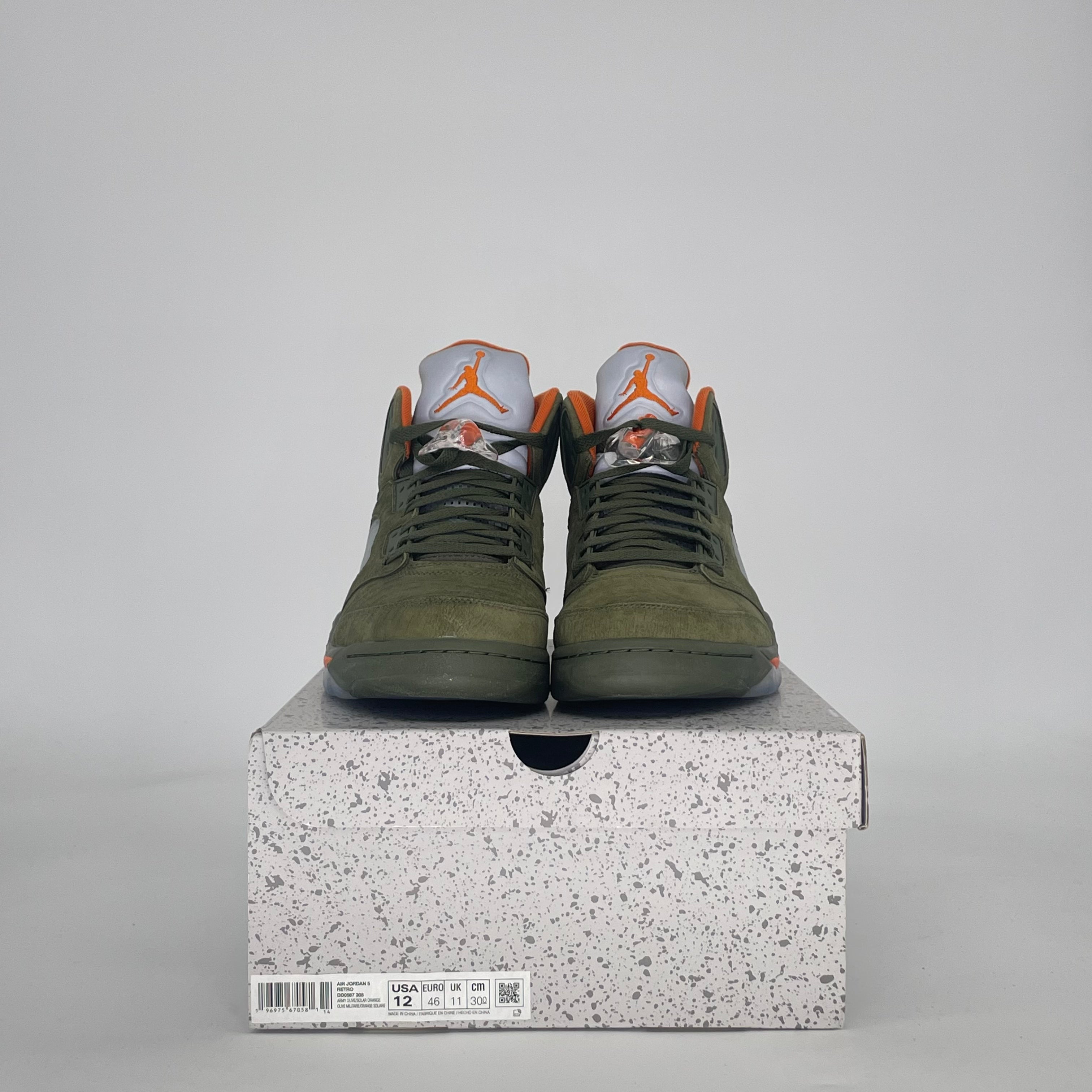 AIR JORDAN 5 OLIVE DD0587-308 SIZE 12/13.5W