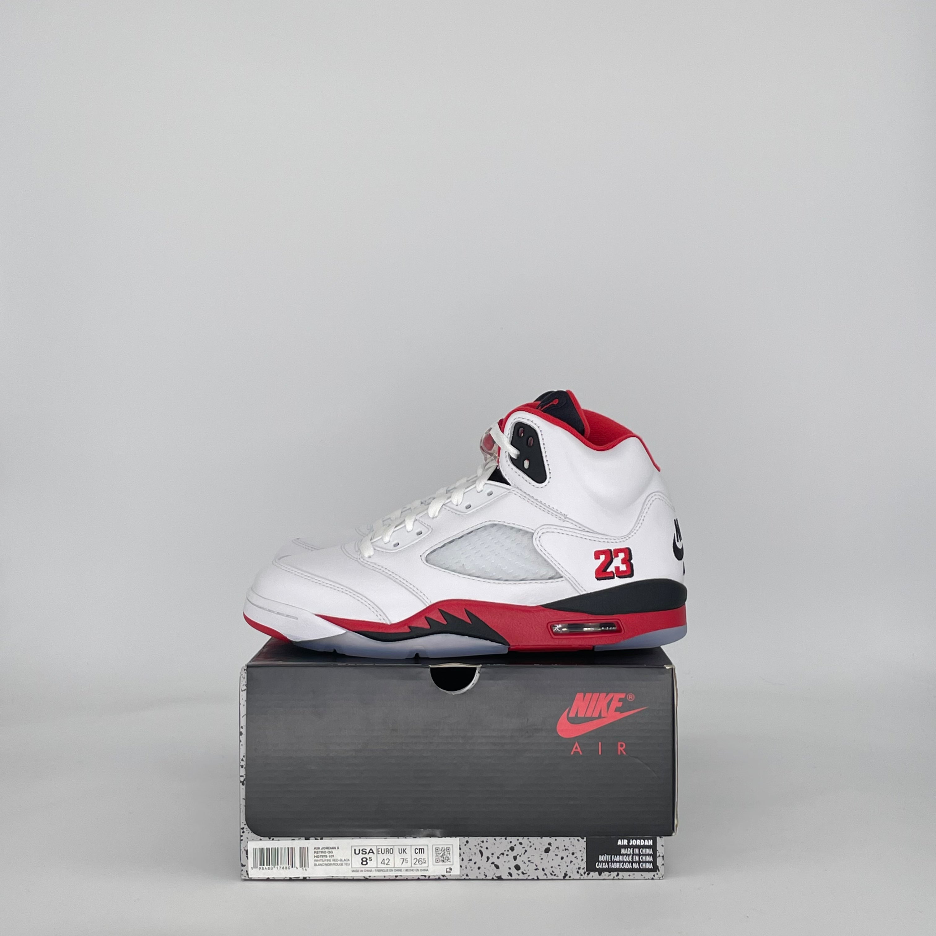 AIR JORDAN 5 FIRE RED BLACK TONGUE HQ7978-101 SIZE 8.5/10W