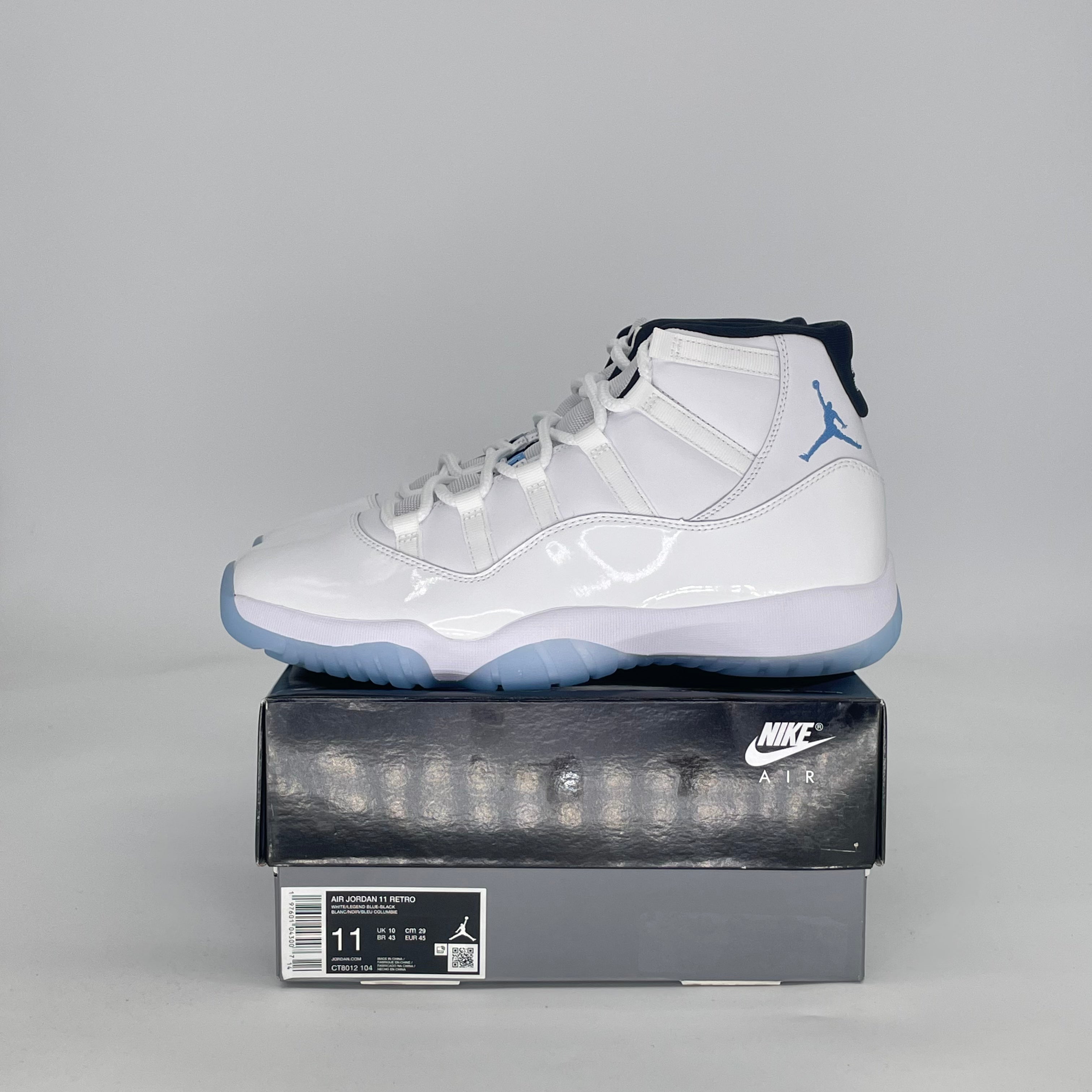 AIR JORDAN 11 LEGEND BLUE CT8012-104 SIZE 11/12.5W