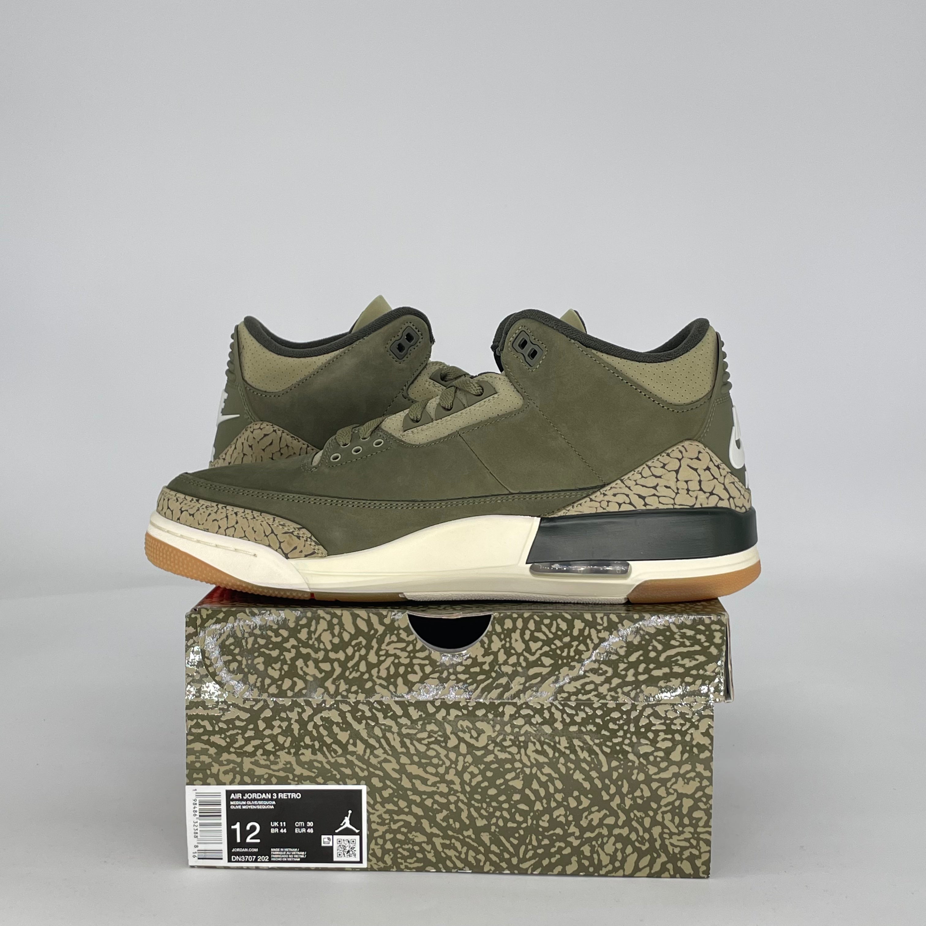 AIR JORDAN 3 FAMILY AFFAIR DN3707-202 SIZE 12/13.5W