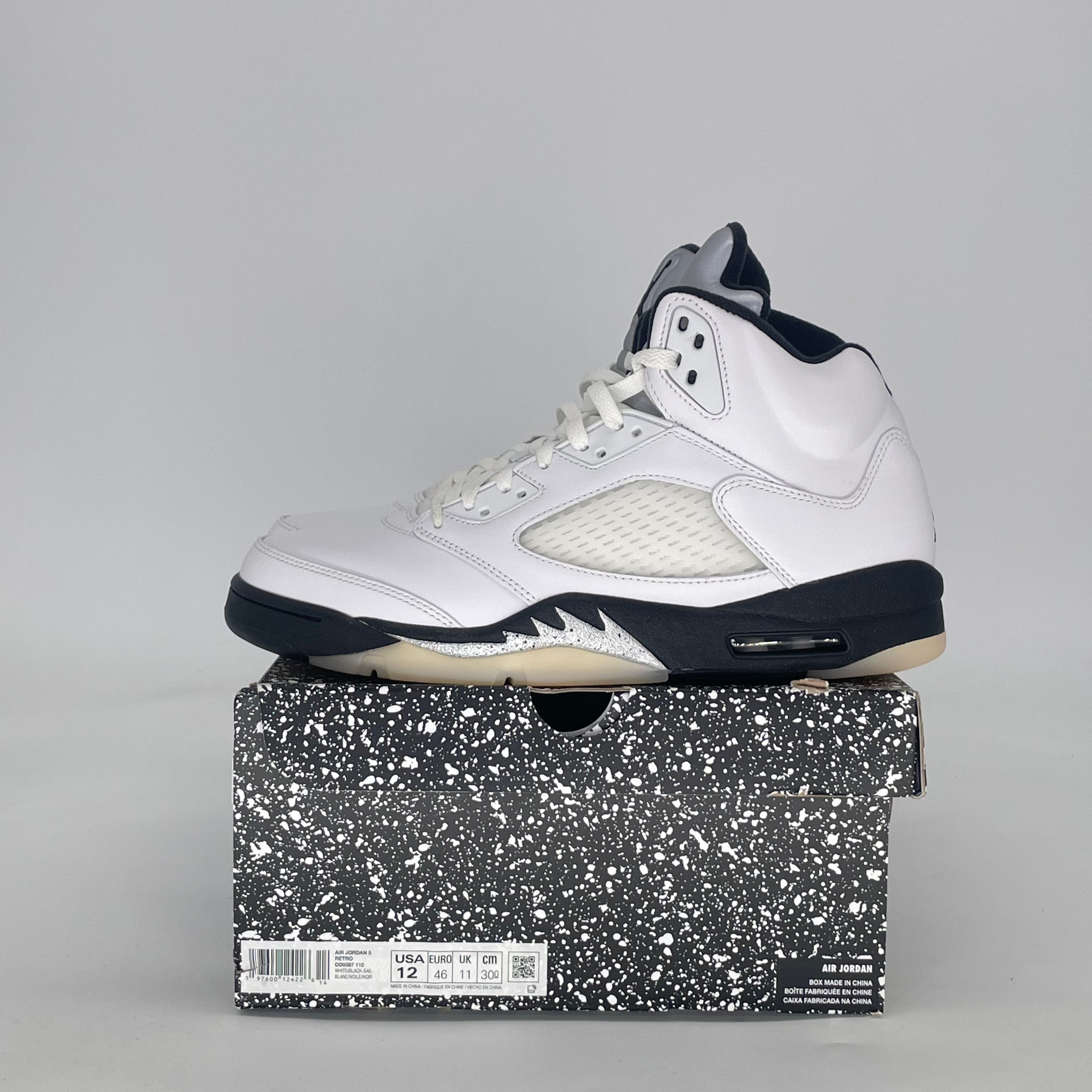 AIR JORDAN 5 REVERSE METALLIC DD0587-110 SIZE 12/13.5W