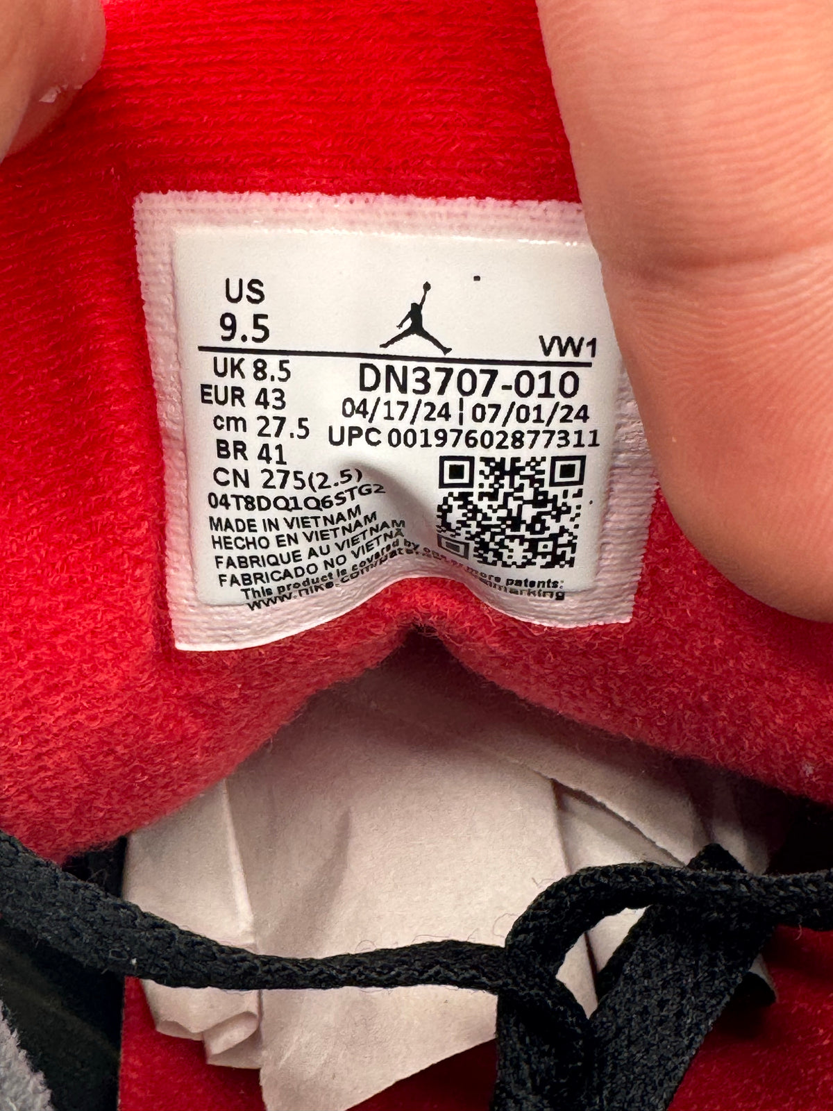 Jordan 3 Retro OG Black Cement (2024)