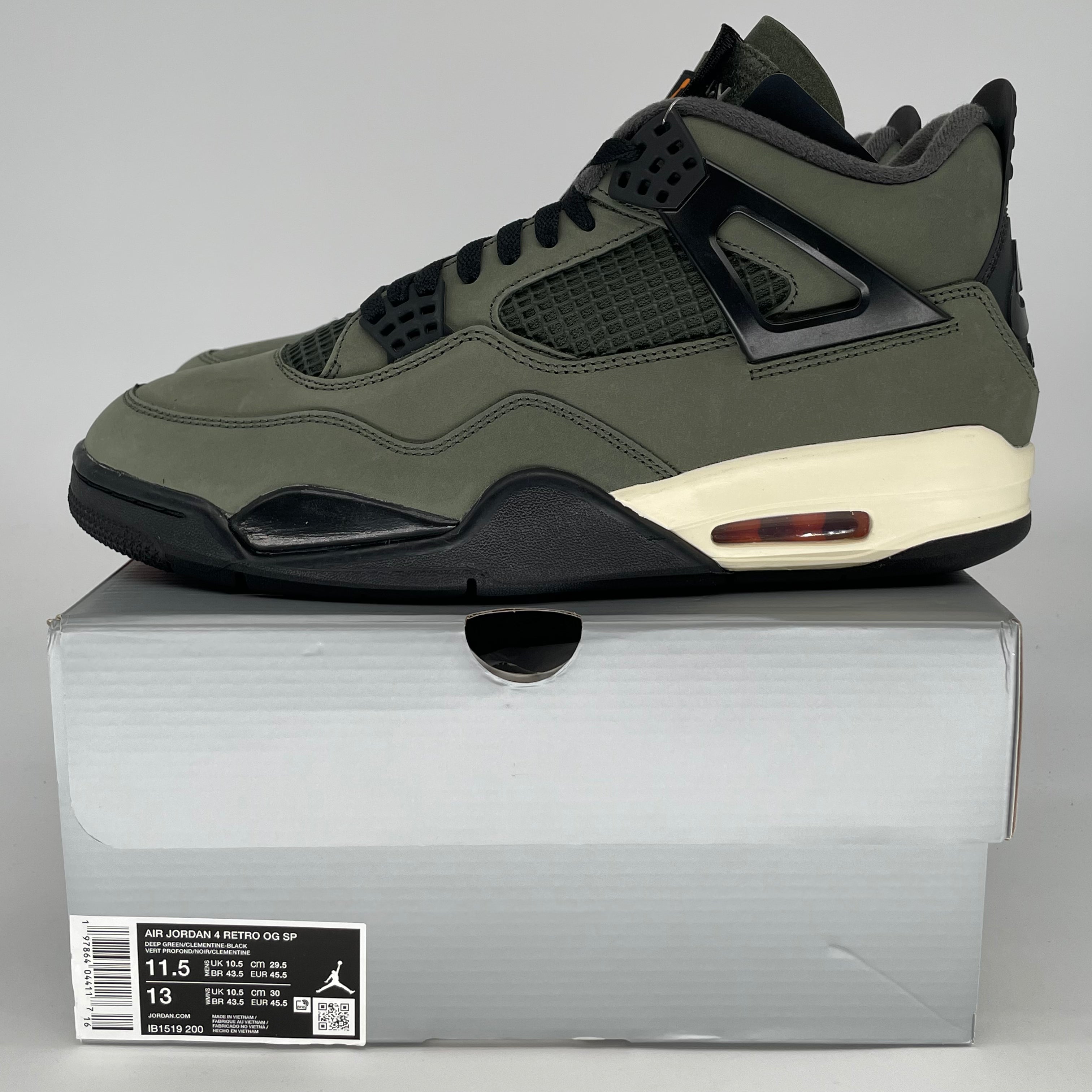 AIR JORDAN 4 UNDEFEATED 2025 IB1519-200 SIZE 11.5/13W