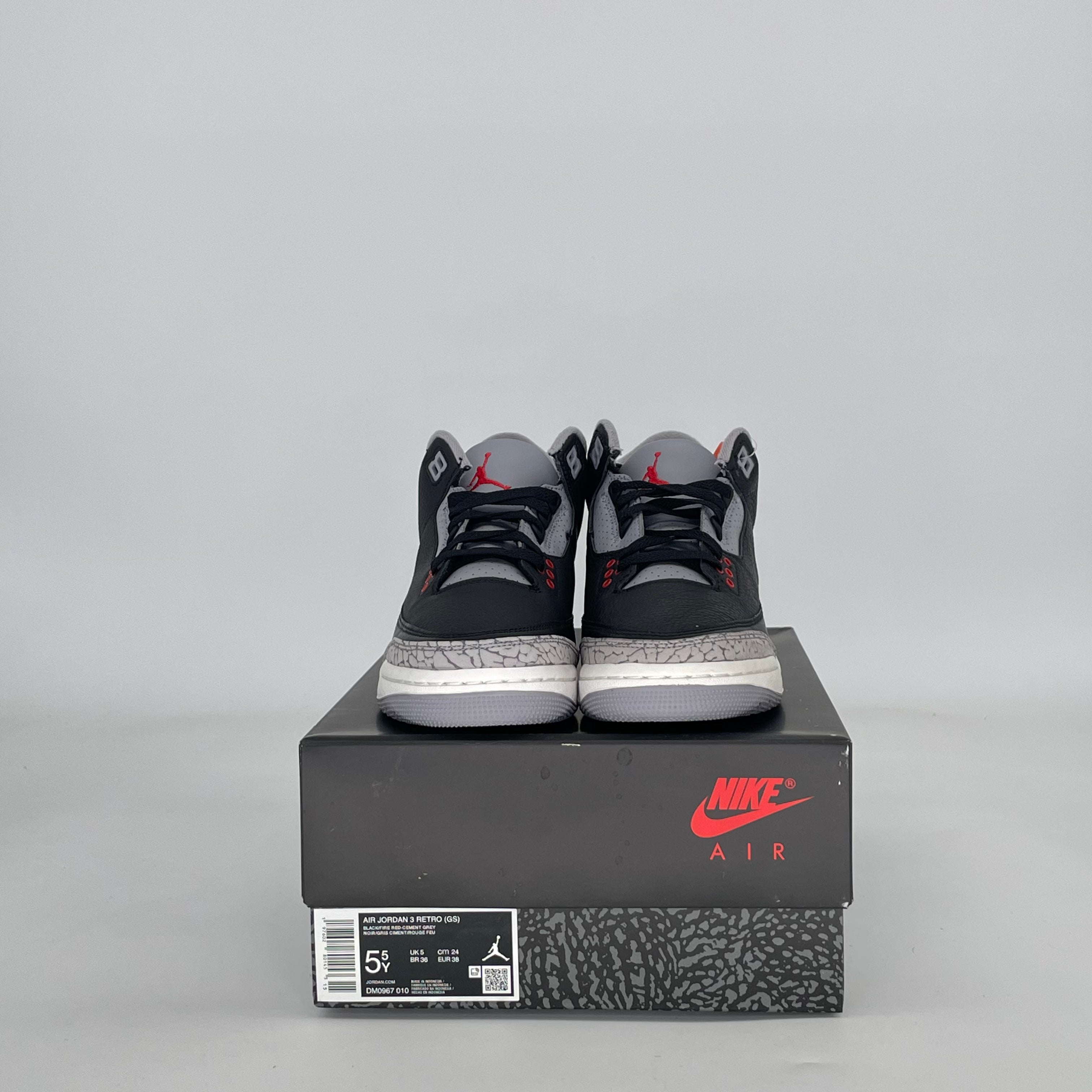 AIR JORDAN 3 BLACK CEMENT (2024) DM0967-010 SIZE 5.5/7W GS