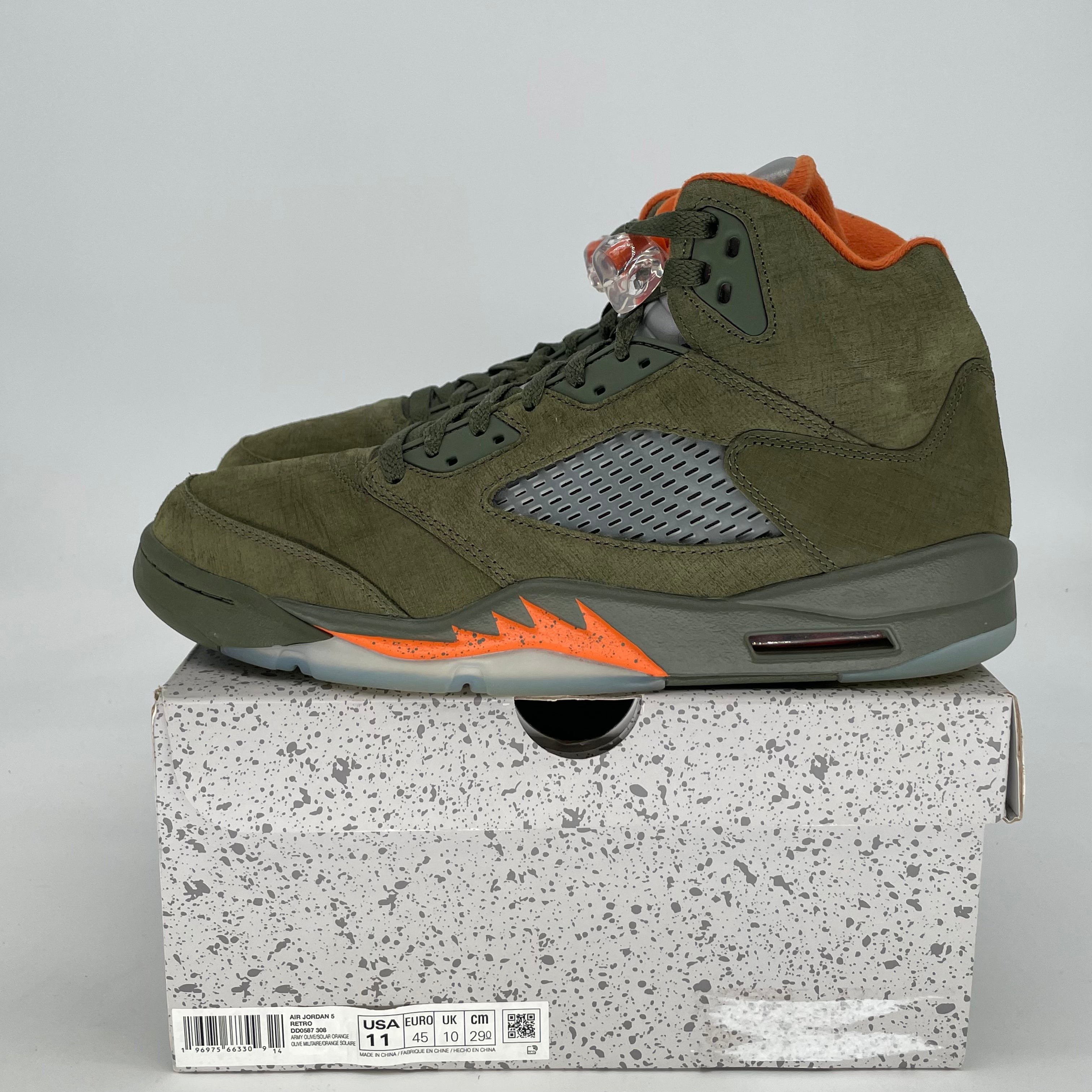 AIR JORDAN 5 OLIVE DD0587-308 SIZE 11/12.5W
