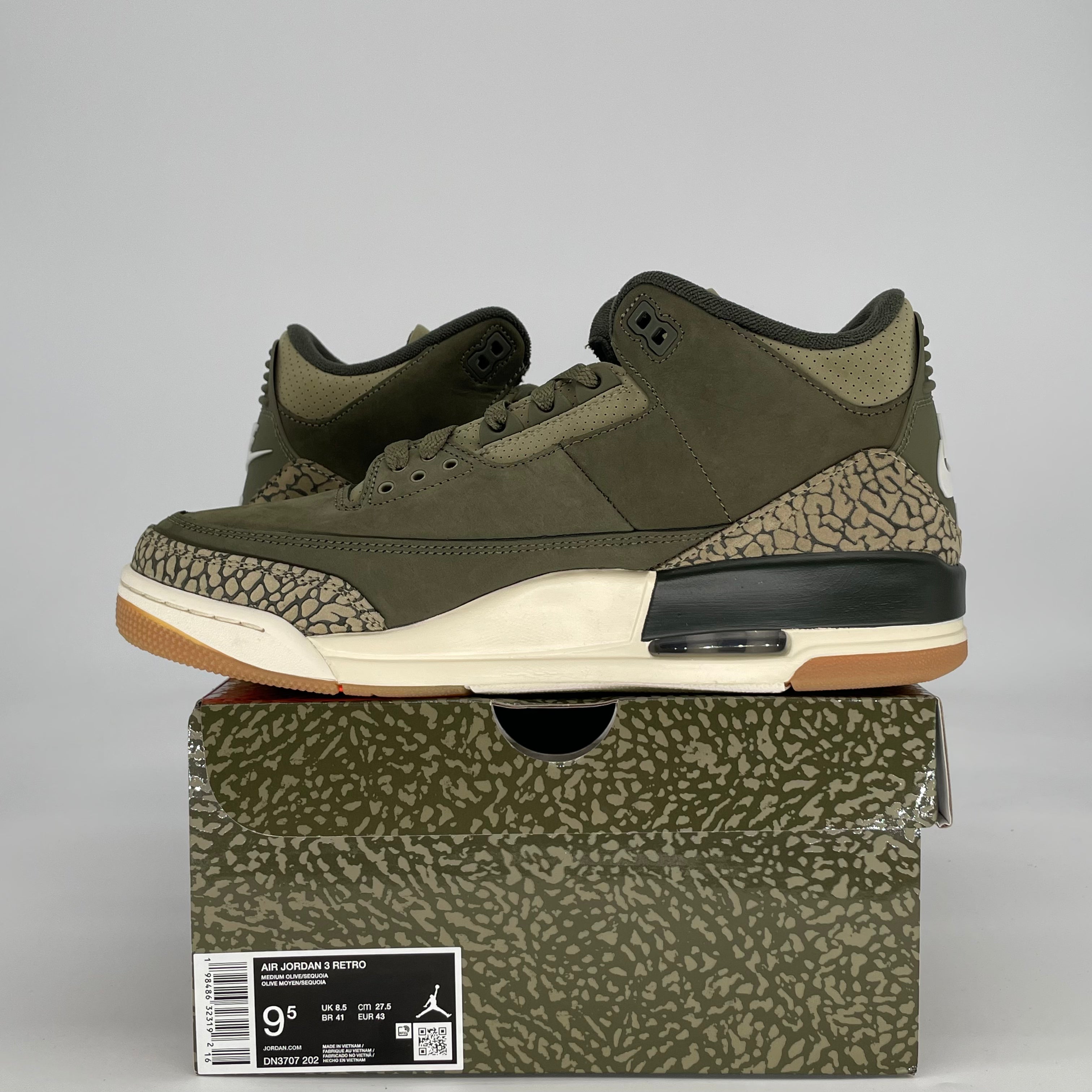 AIR JORDAN 3 FAMILY AFFAIR DN3707-202 SIZE 9.5/11W