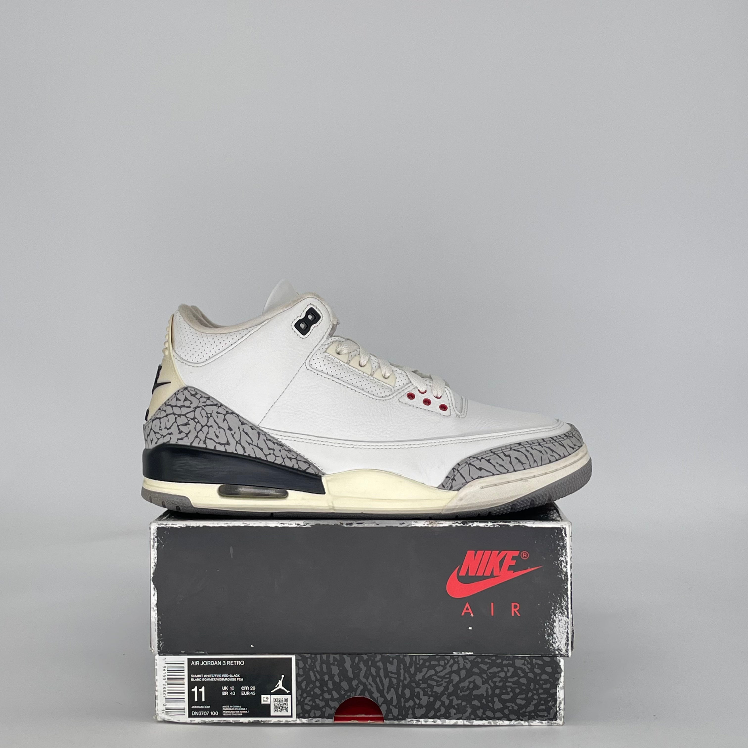 AIR JORDAN 3 WHITE CEMENT REIMAGINED DN3707-100 SIZE 11/12.5W