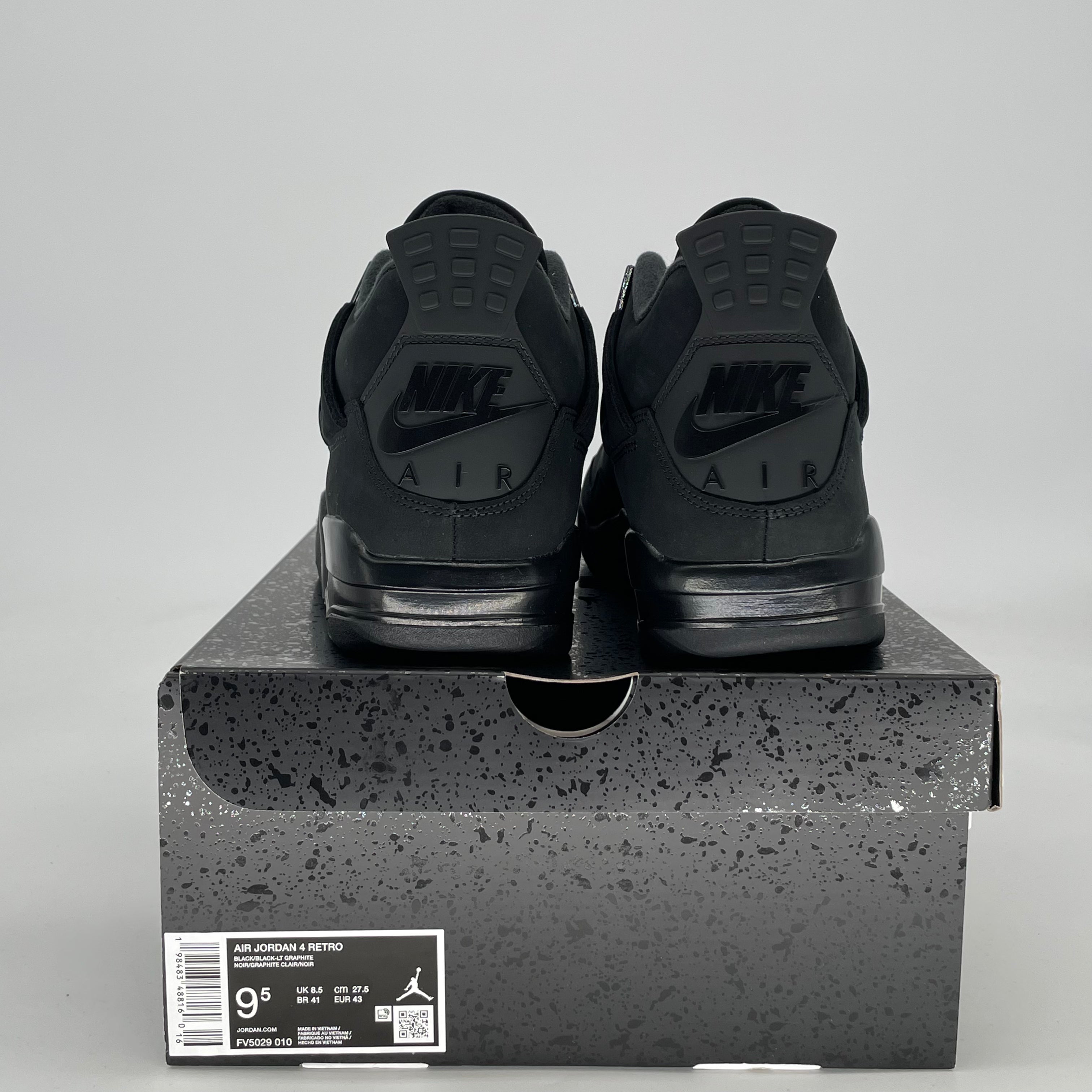 AIR JORDAN 4 BLACK CAT FV5029-010 SIZE 9.5/11W