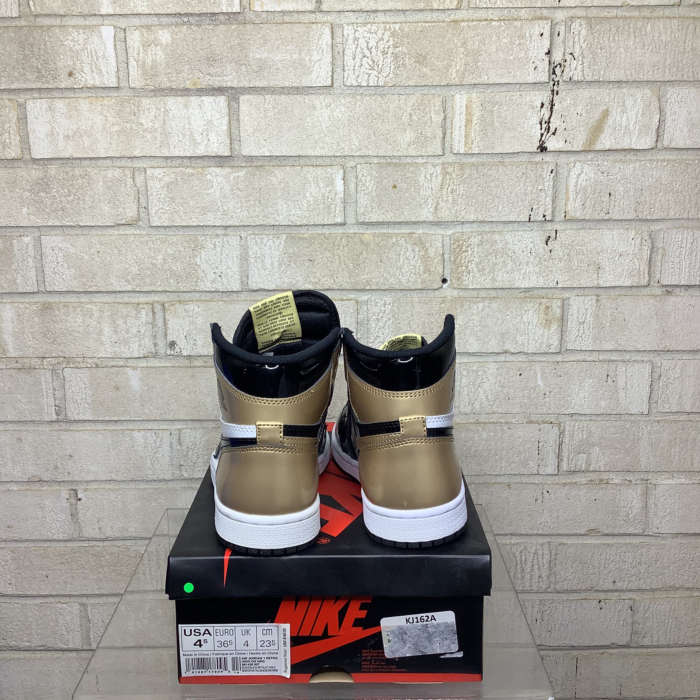 AIR JORDAN 1 GOLD TOE SIZE 861428-007 SIZE 4.5/6W
