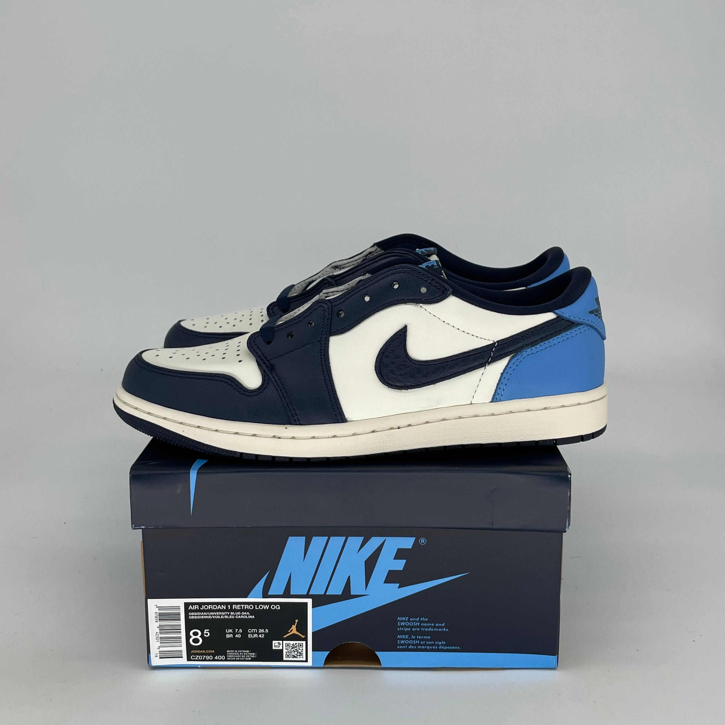 AIR JORDAN 1 LOW OBSIDIAN UNC CZ0790-400 SIZE 8.5/10W