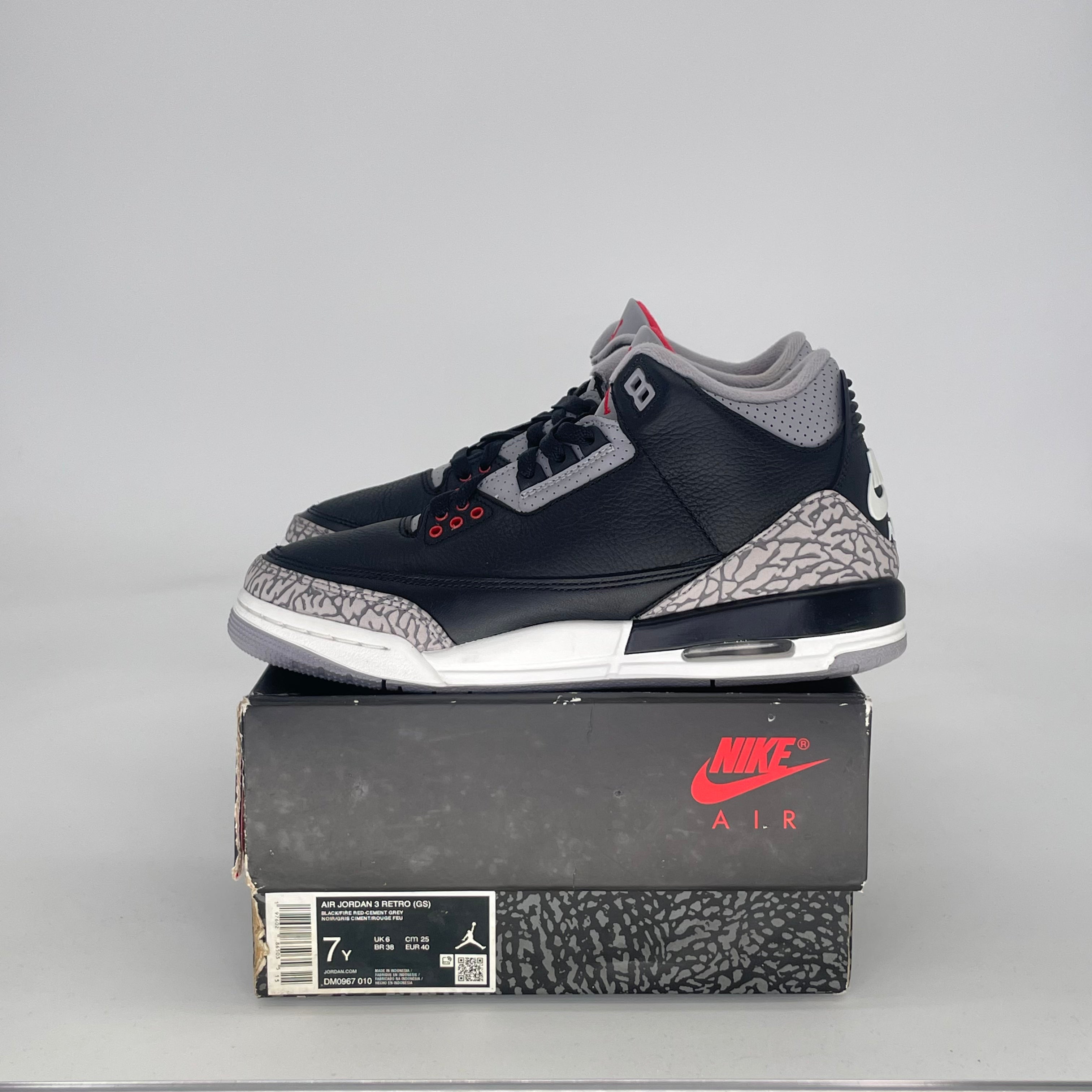 AIR JORDAN 3 BLACK CEMENT DM0967-010 SIZE 7/8.5W GS