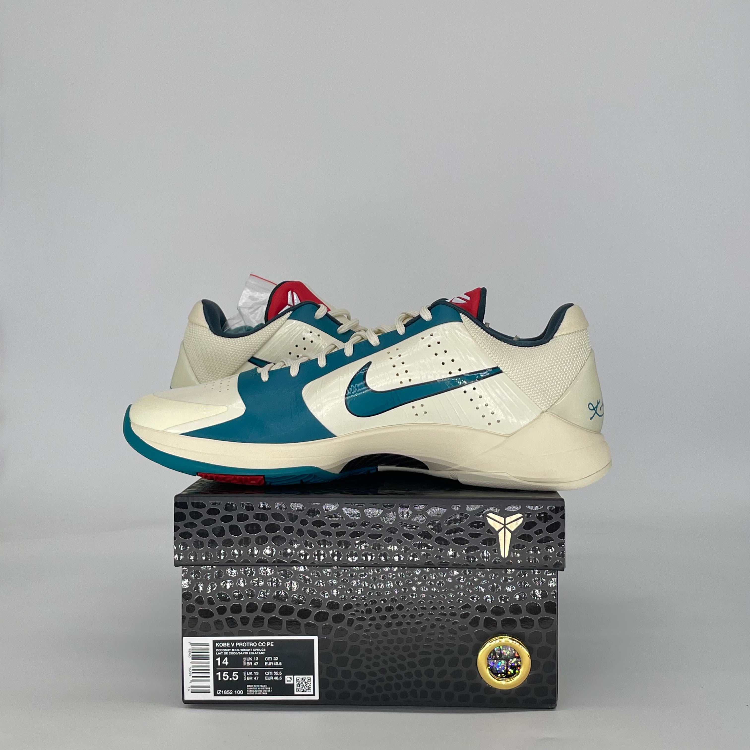NIKE KOBE 5 PROTRO CAITLIN CLARK COCONUT MILK SPRUCE IZ1852-100 SIZE 14/15.5W