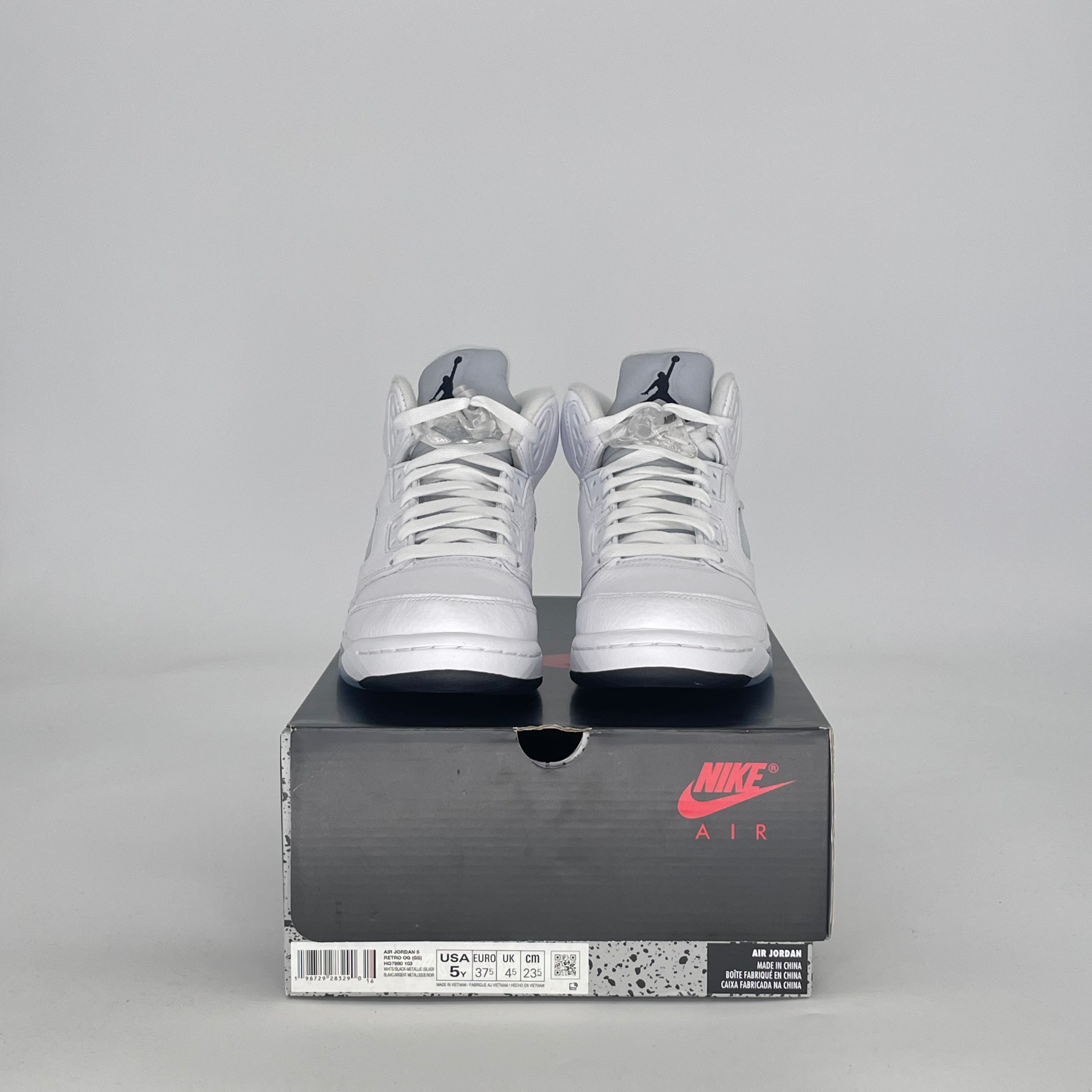 AIR JORDAN 5 WHITE METALLIC HQ7980-103 SIZE 5/6.5W GS