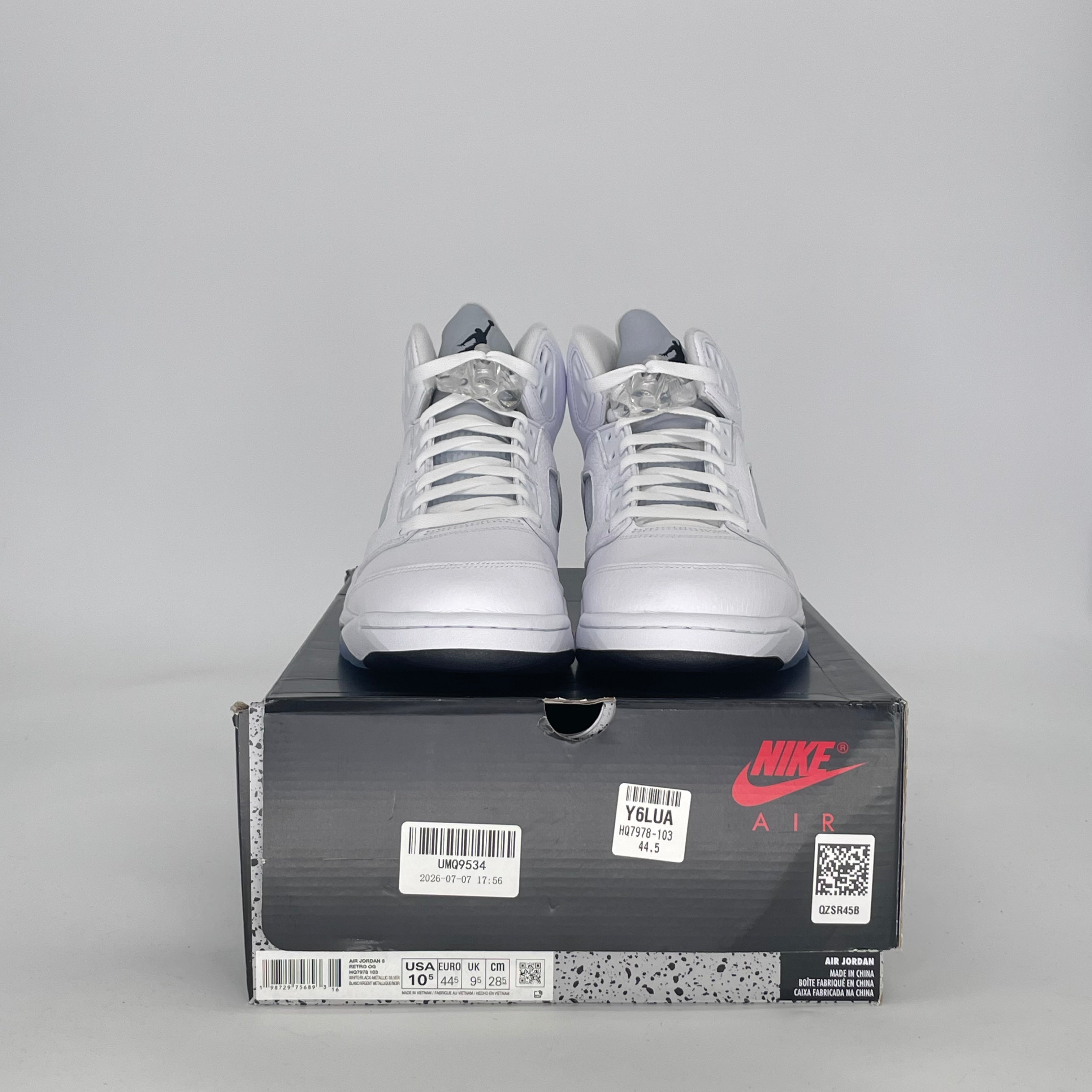 AIR JORDAN 5 WHITE METALLIC HQ7978-103 SIZE 10.5/12W