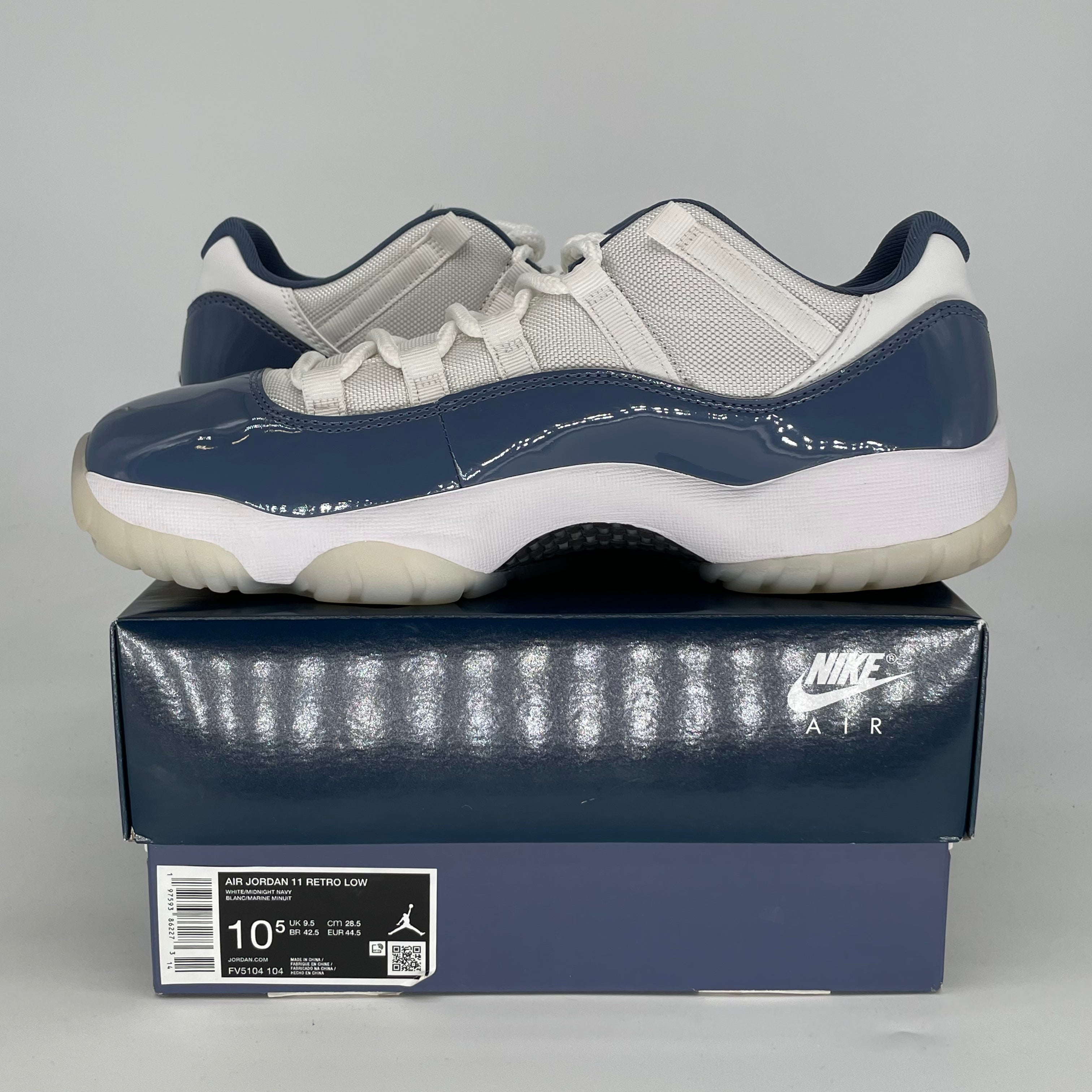 AIR JORDAN 11 LOW DIFFUSED BLUE FV5104-104 SIZE 10.5/12W