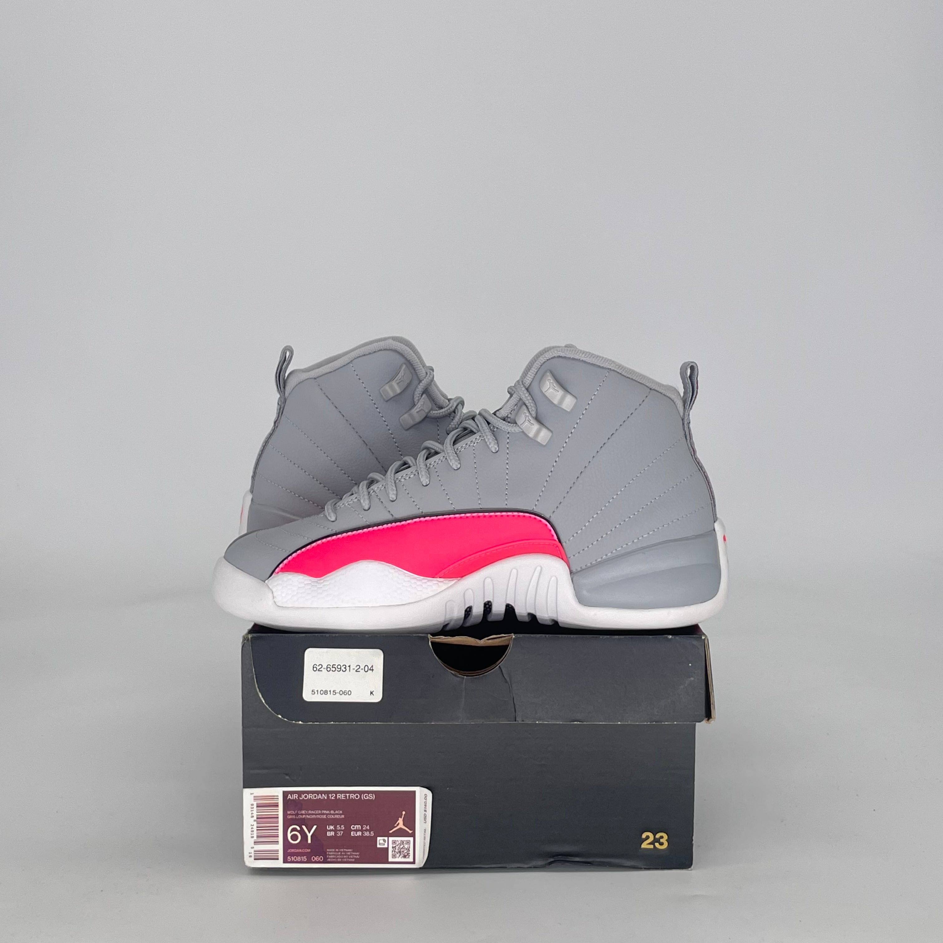 AIR JORDAN 12 WOLF GREY RACER PINK 510815-060 SIZE 6/7.5W GS