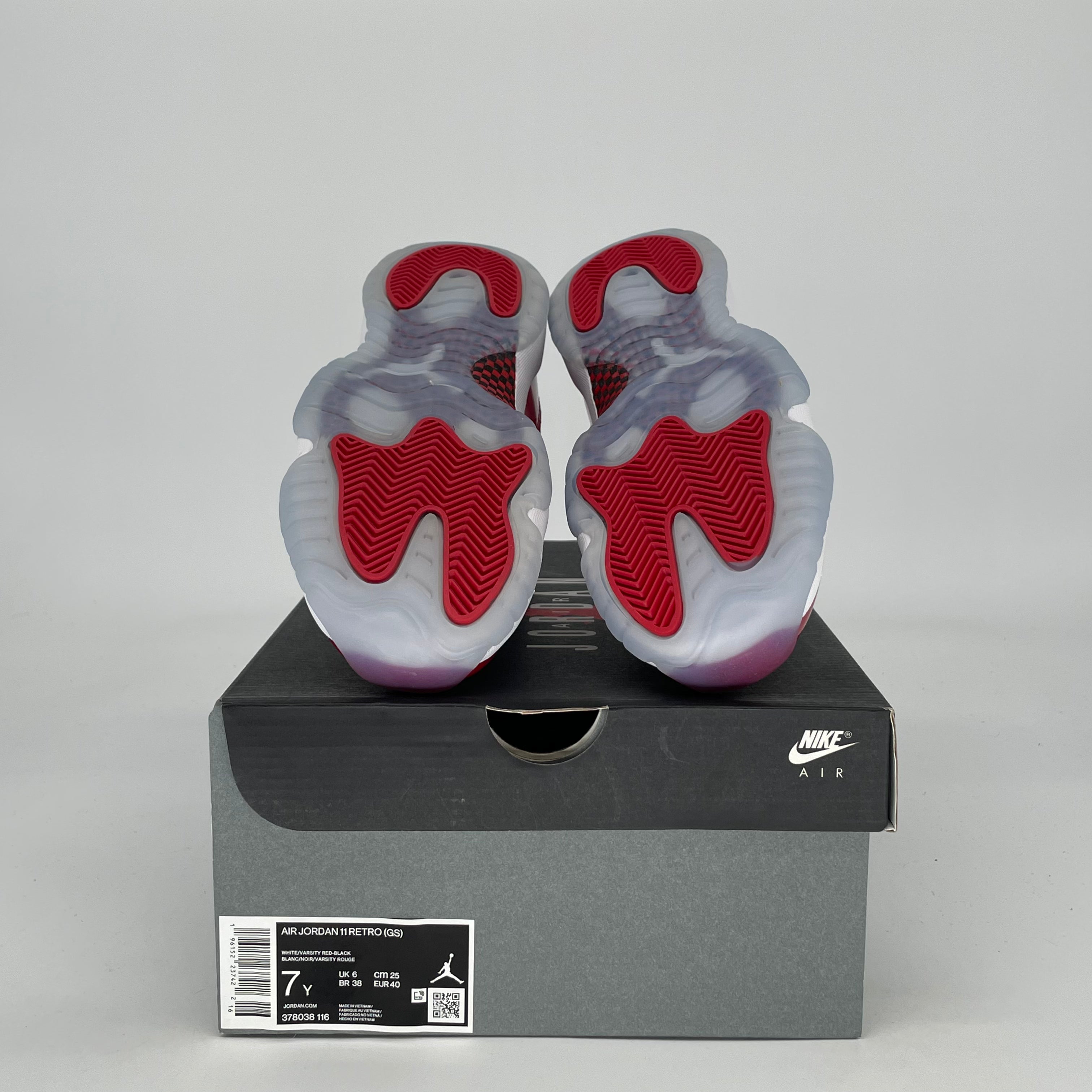 AIR JORDAN 11 CHERRY 378038-116 SIZE 7/8.5W