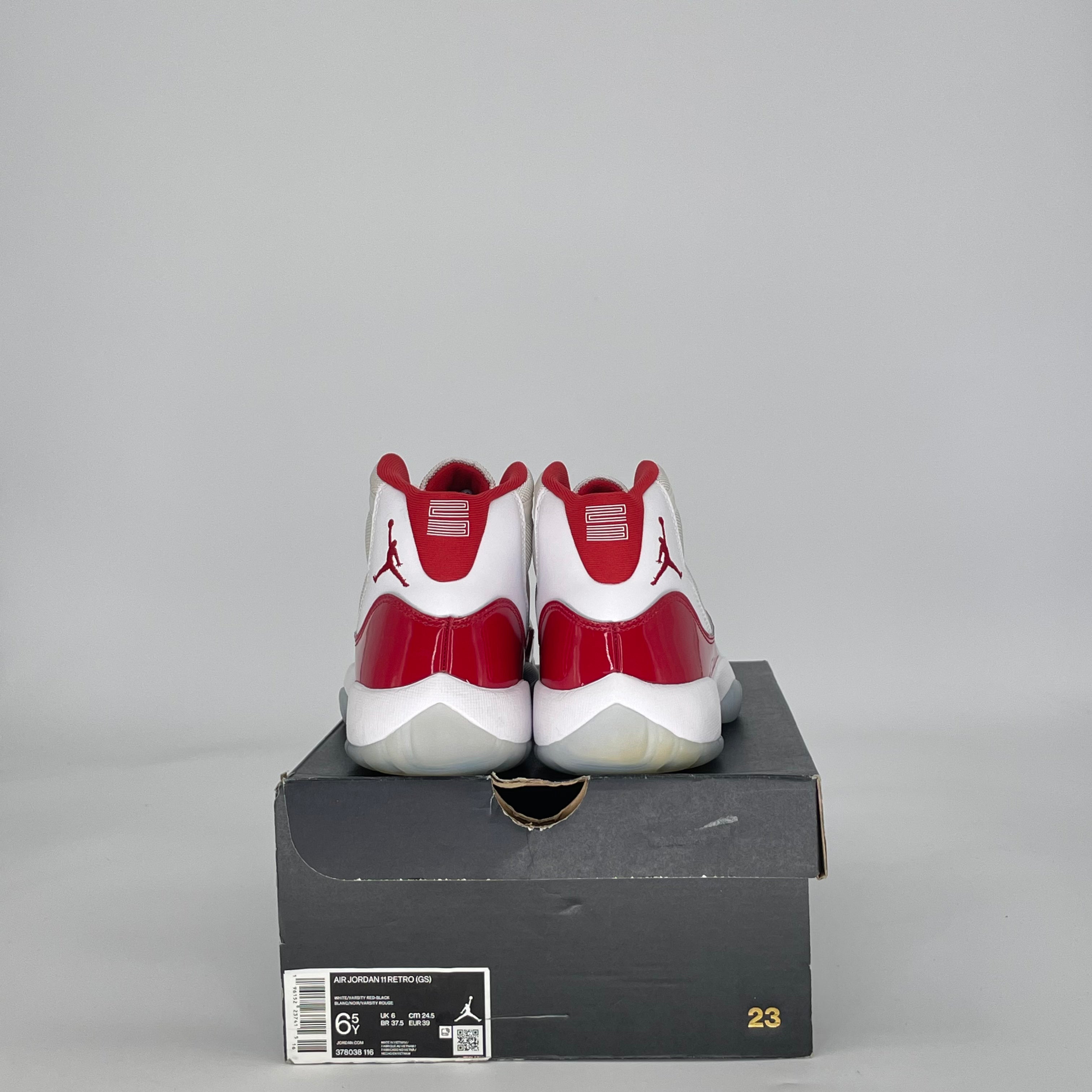 AIR JORDAN 11 CHERRY (2022) 378038-116 SIZE 6.5/8W GS