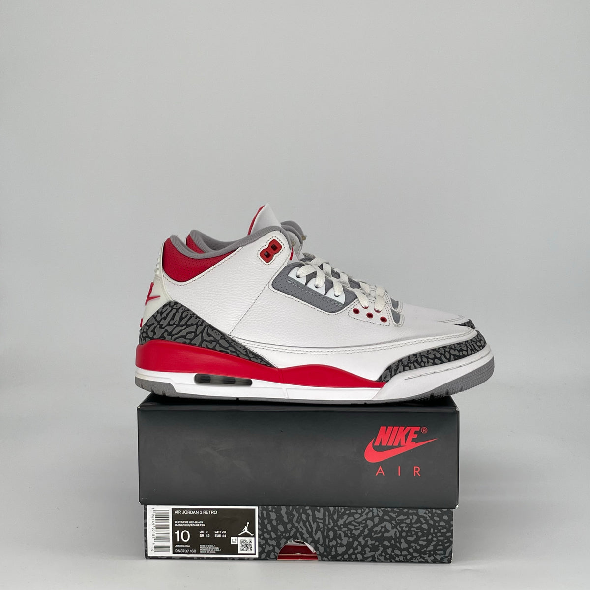 Jordan 3 Retro Fire Red (2022)