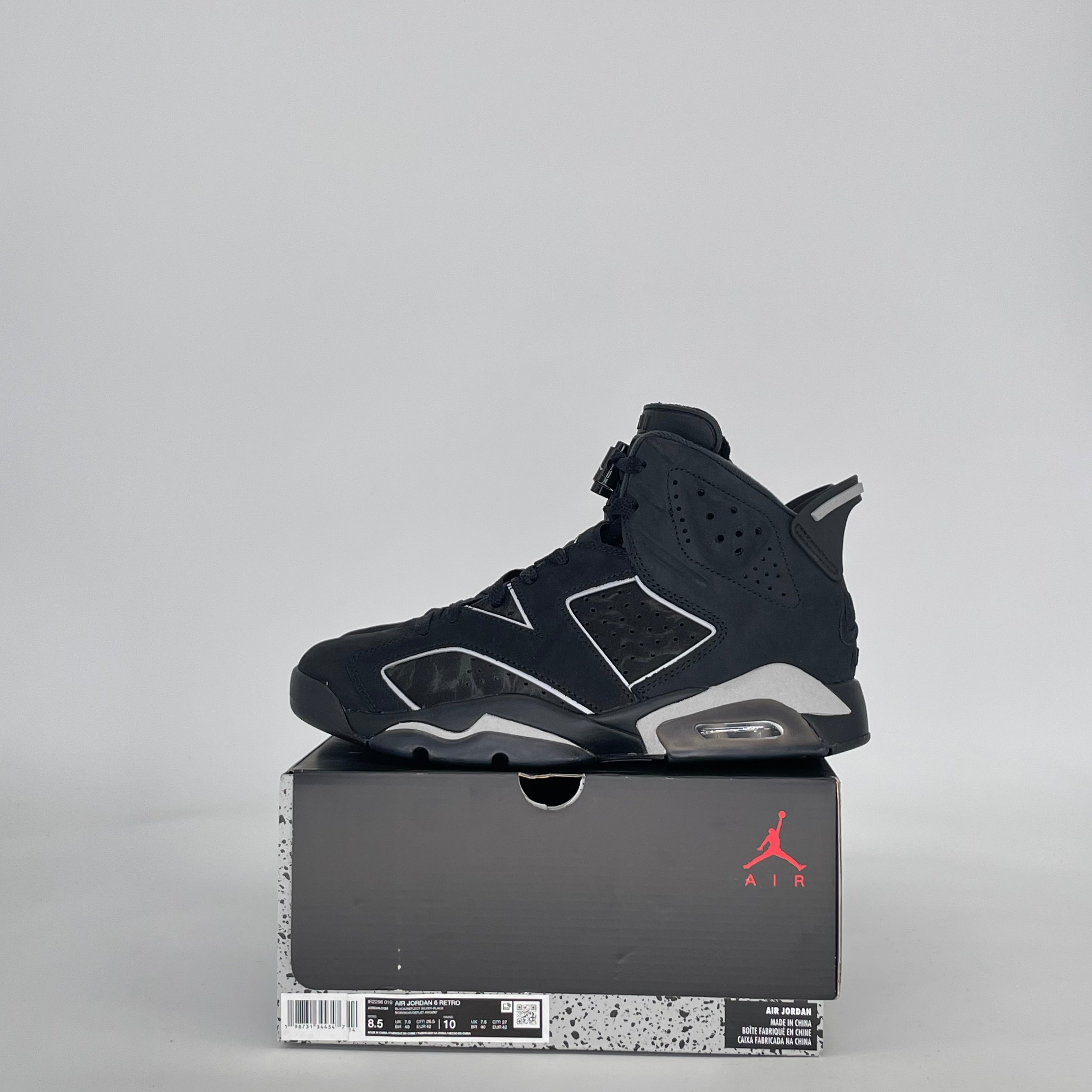 AIR JORDAN 6 CAP AND GOWN IR2266-010 SIZE 8.5/10W