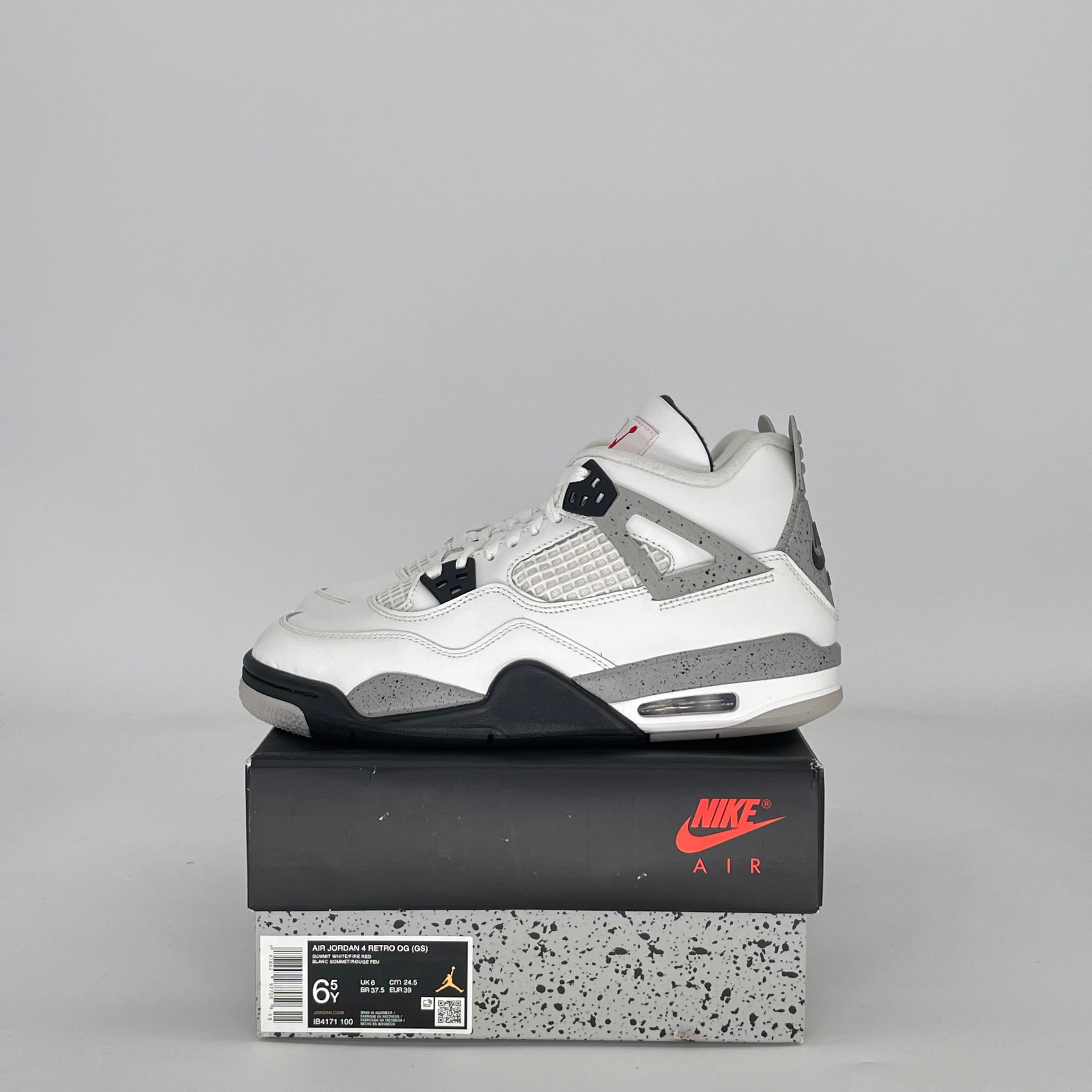 AIR JORDAN 4 WHITE CEMENT (2025) IB4171-100 SIZE 6.5/8W GS