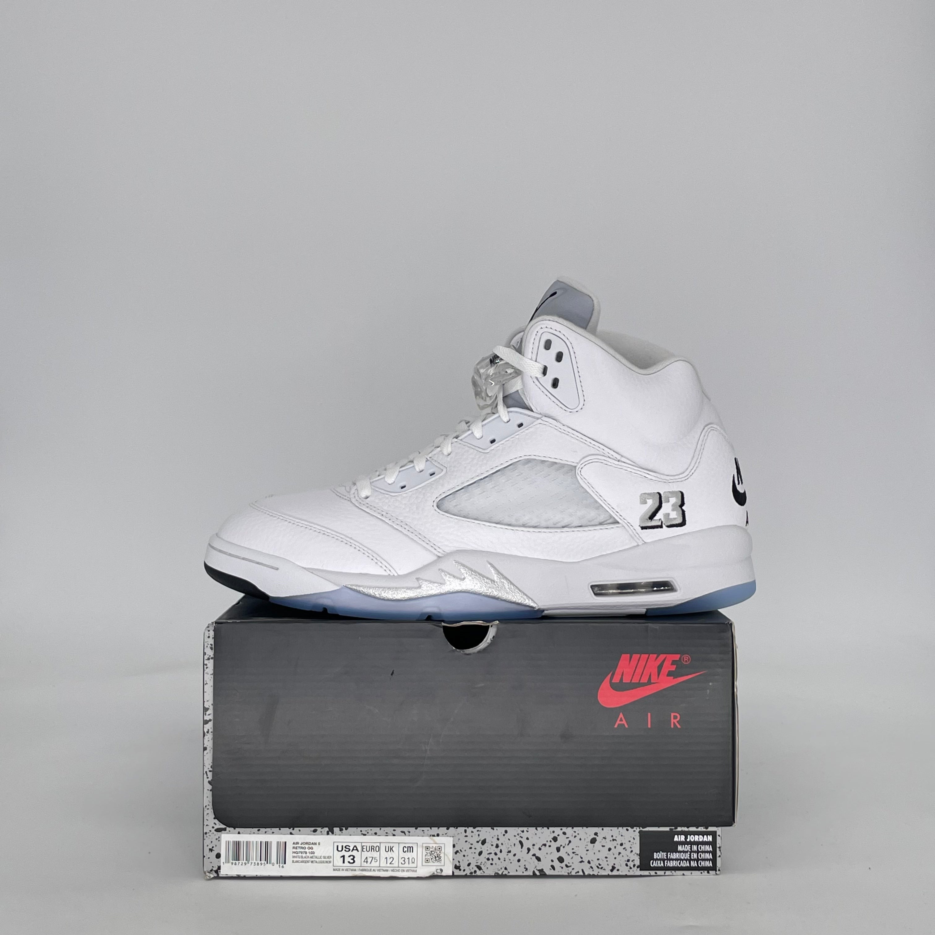 AIR JORDAN 5 WHITE METALLIC HQ7978-103 SIZE 13/14.5W
