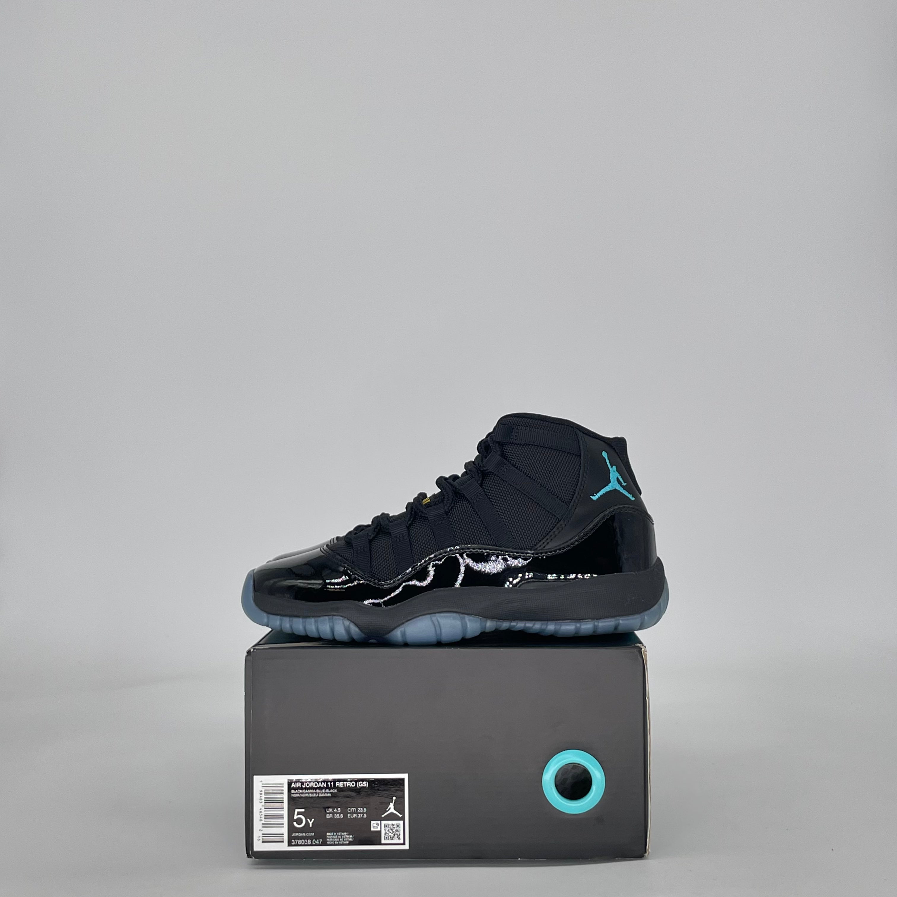 AIR JORDAN 11 GAMMA BLUE 378038-047 SIZE 5/6.5W GS