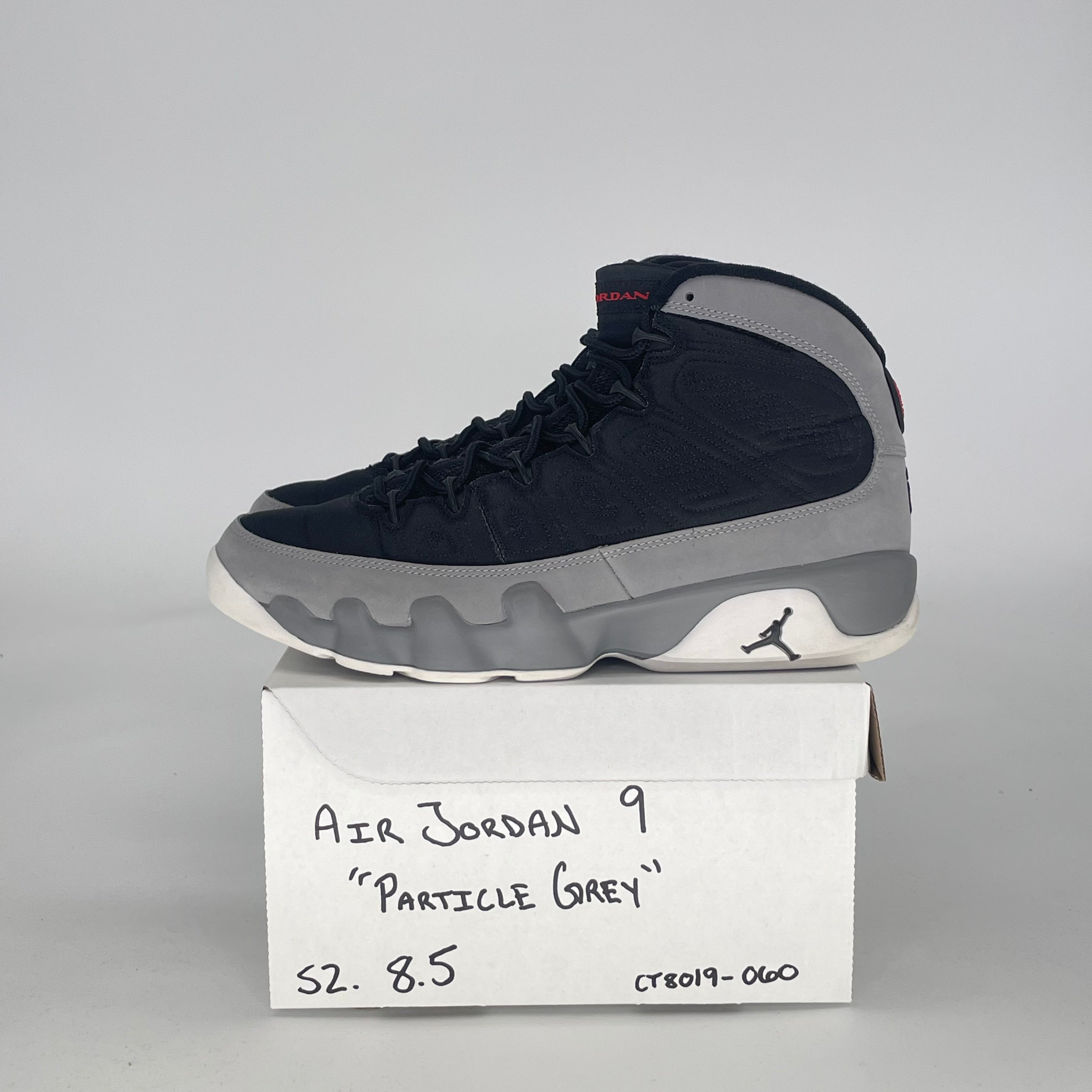 AIR JORDAN 9 PARTICLE GREY CT8019-060 SIZE 8.5/10W