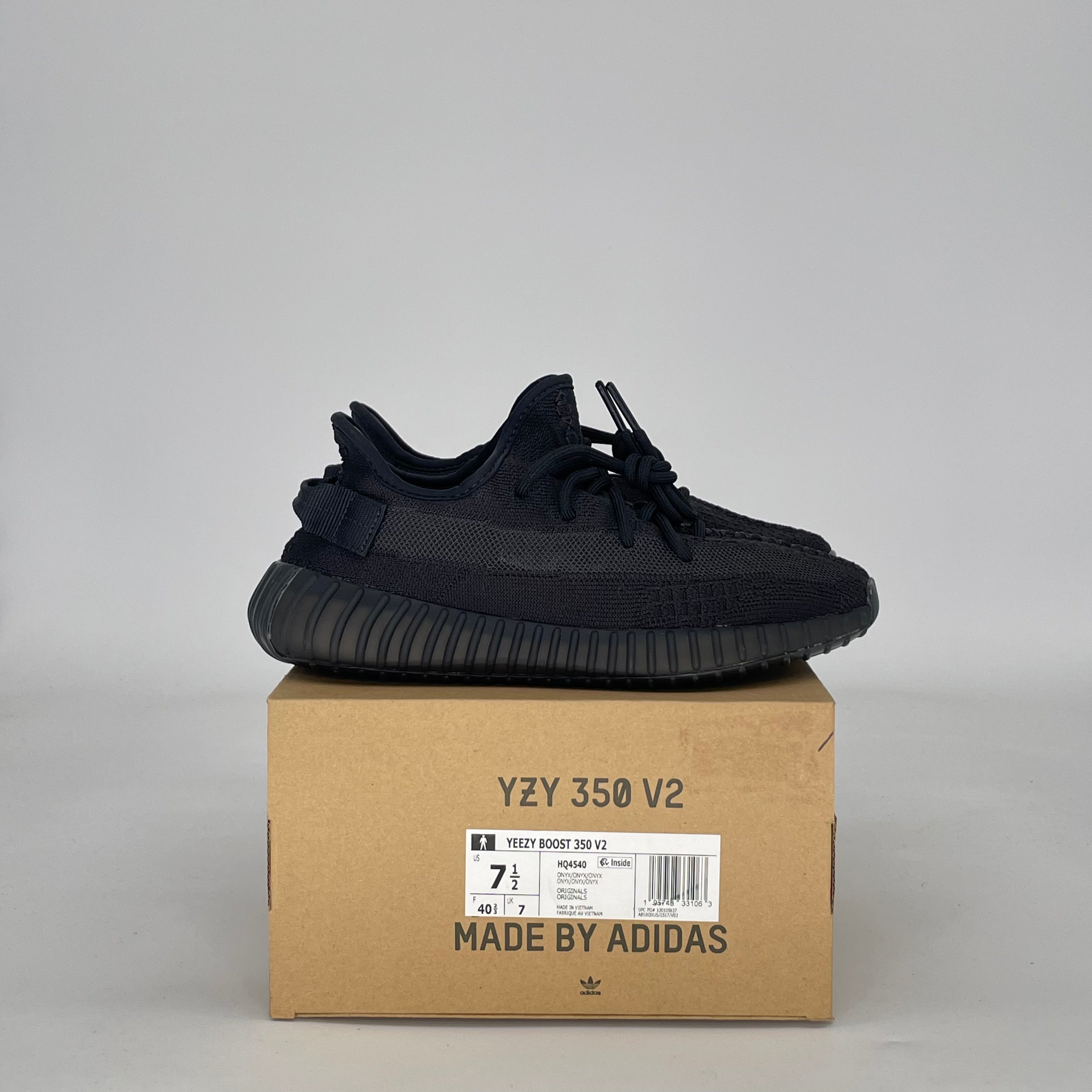 ADIDAS YEEZY BOOST 350 V2 ONYX HQ4540 SIZE 7.5/9W GS
